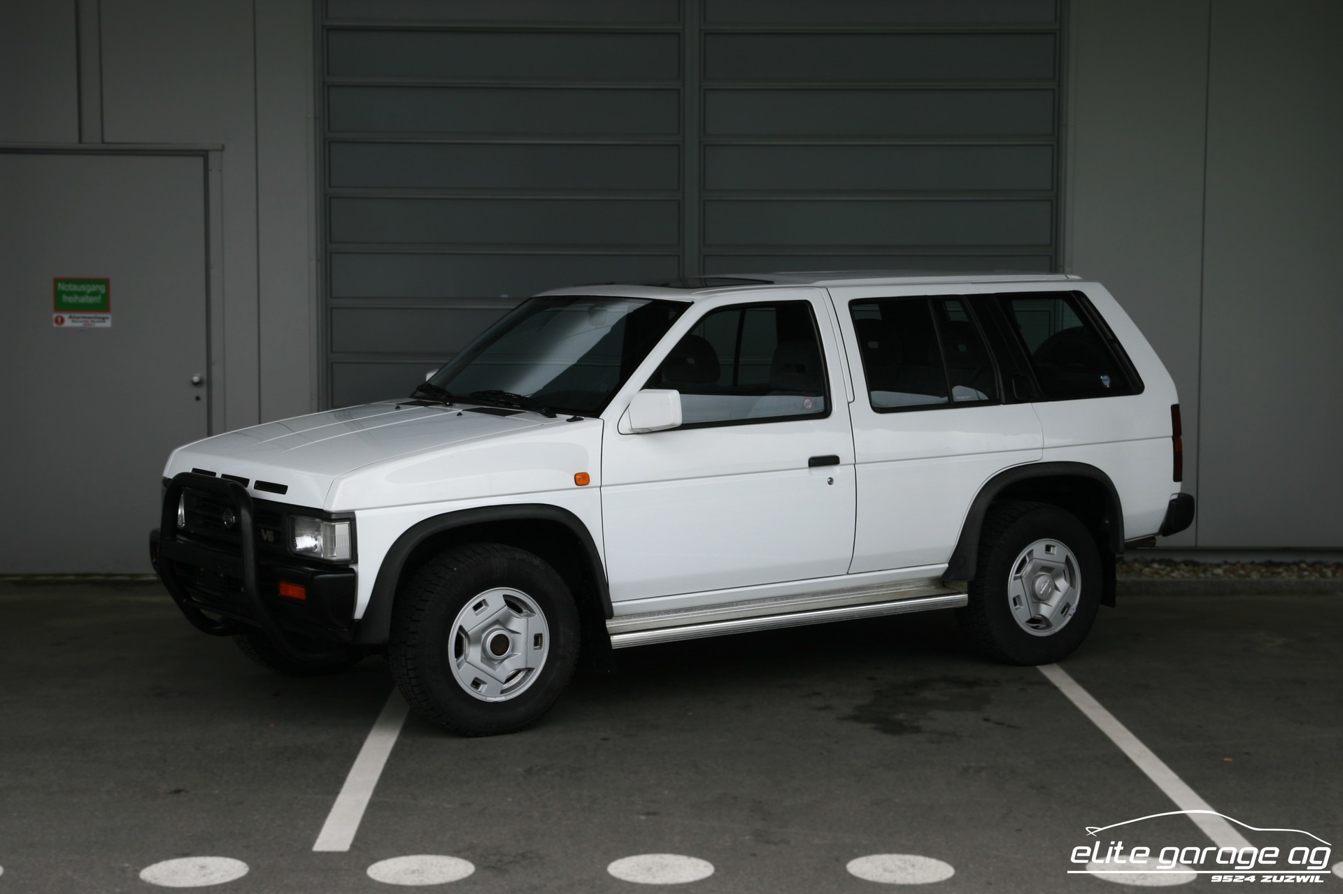 NISSAN Terrano 3.0 V6-image-0