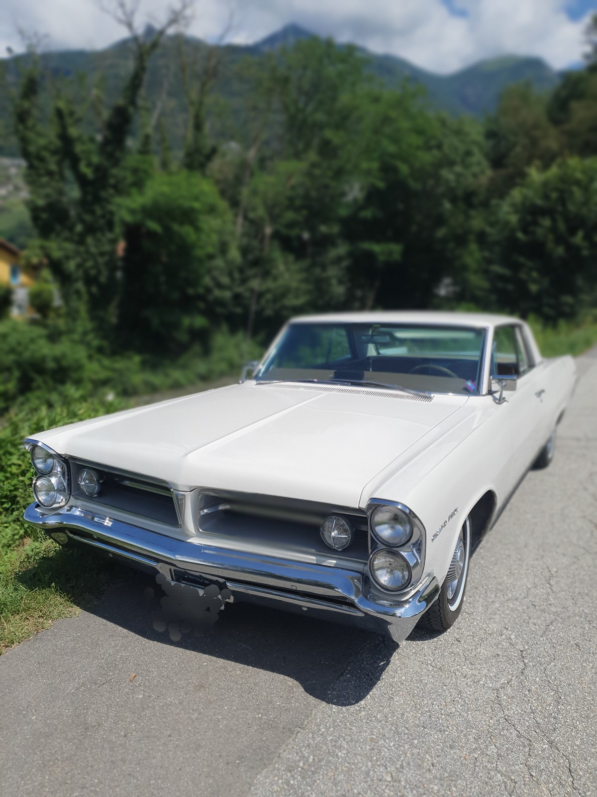 PONTIAC GRAND-PRIX