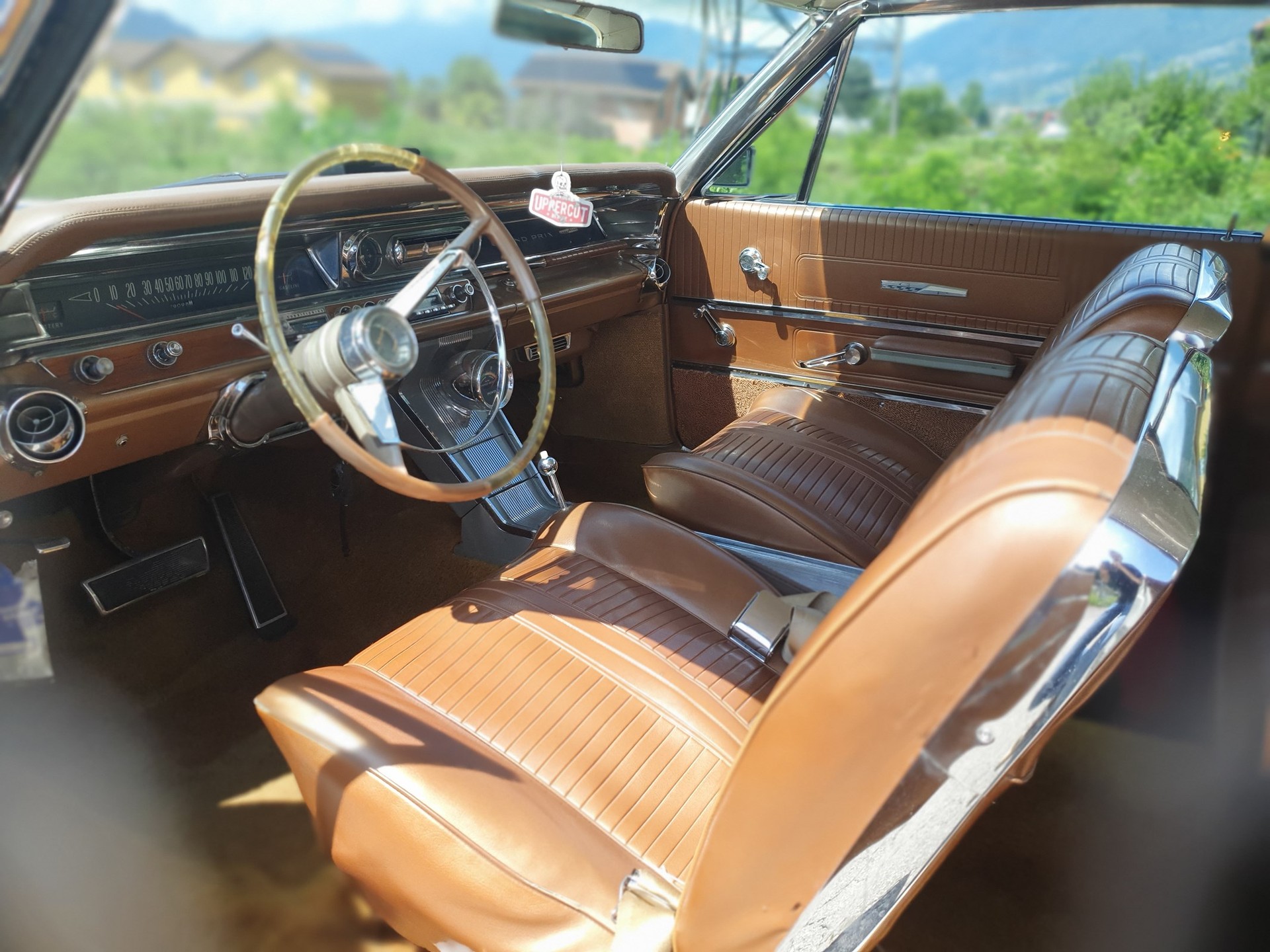 PONTIAC GRAND-PRIX-image-3