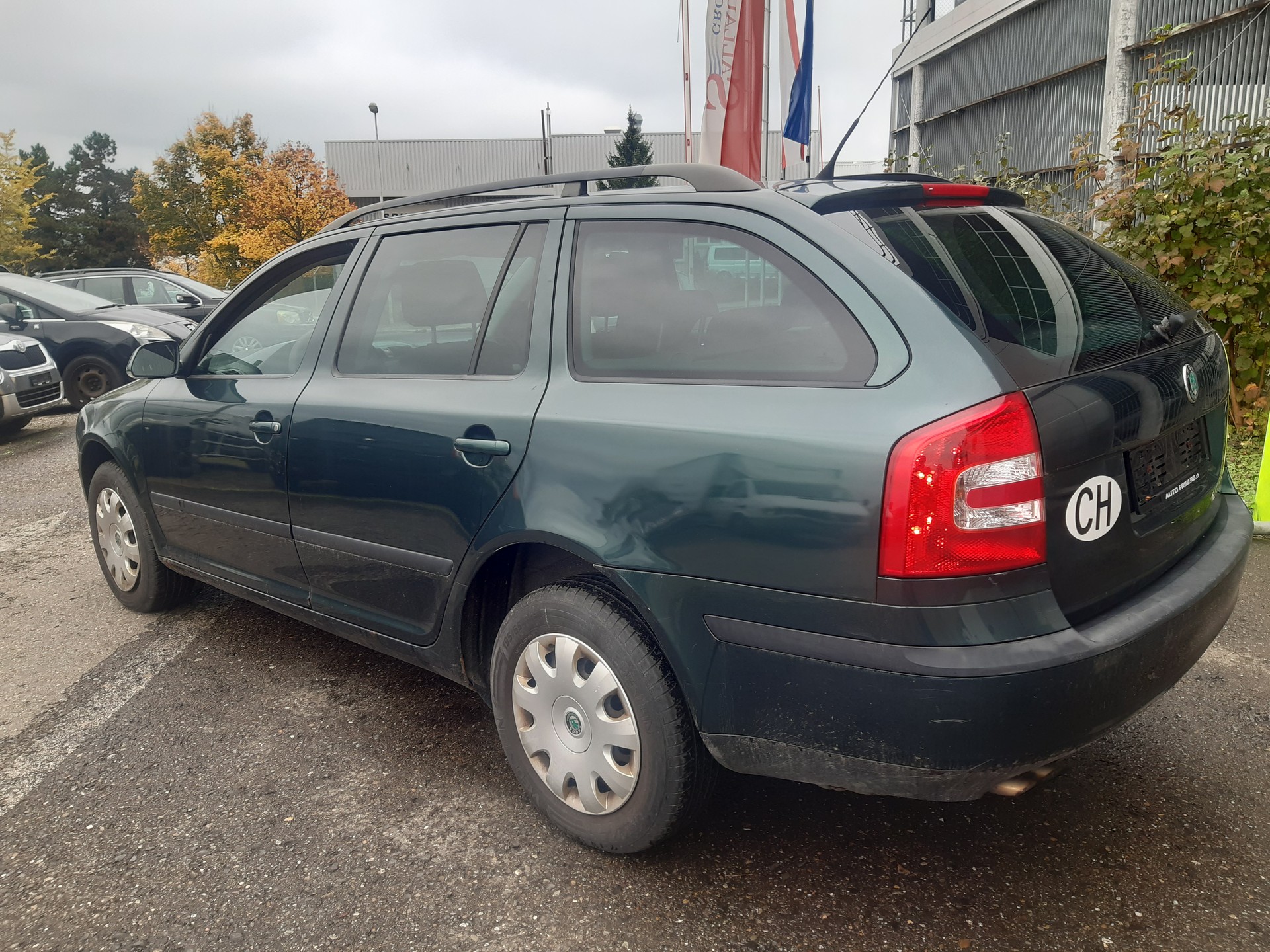 SKODA Octavia 2.0 FSI Swiss Adventure 4x4-image-6