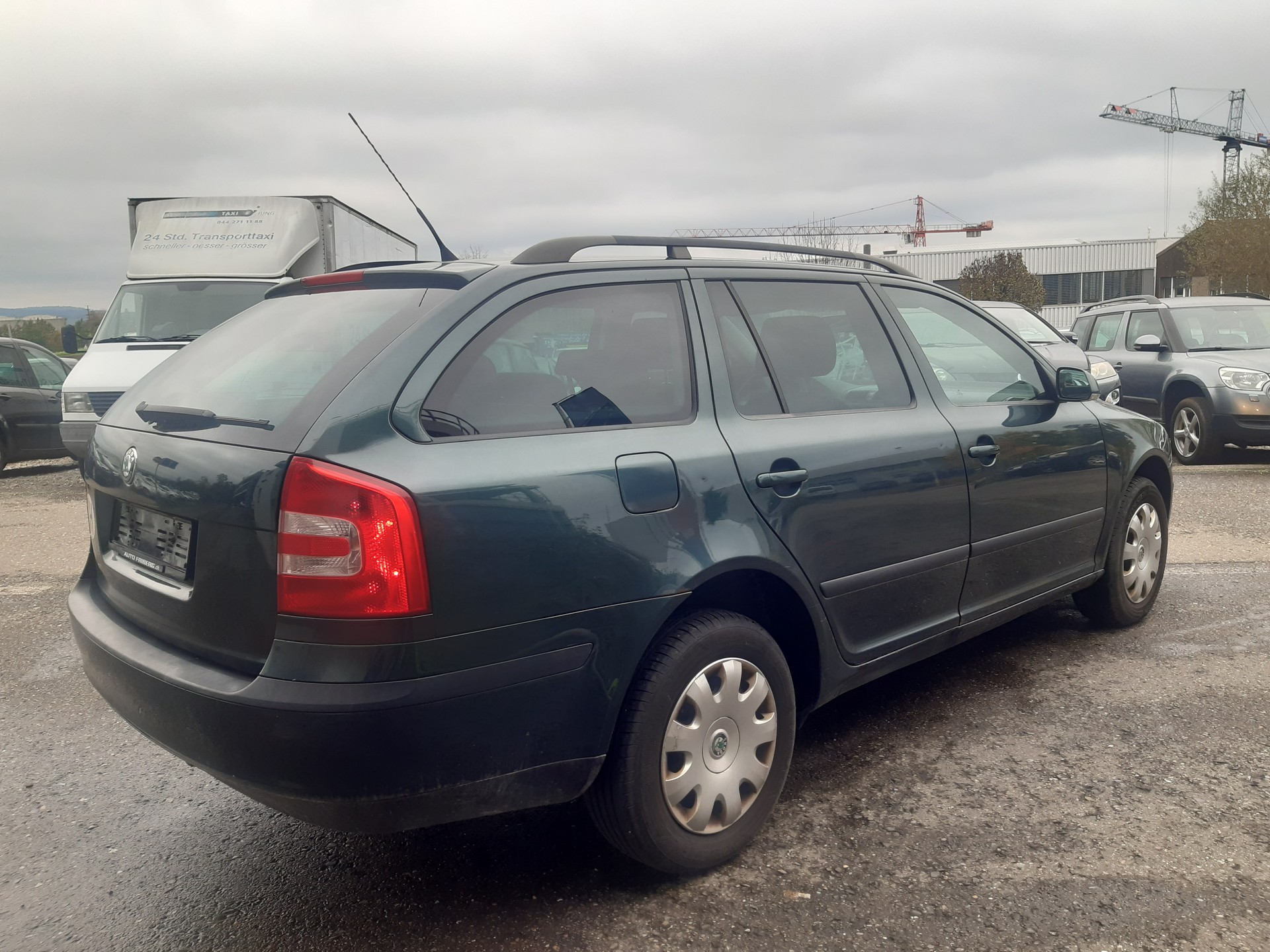 SKODA Octavia 2.0 FSI Swiss Adventure 4x4-image-5