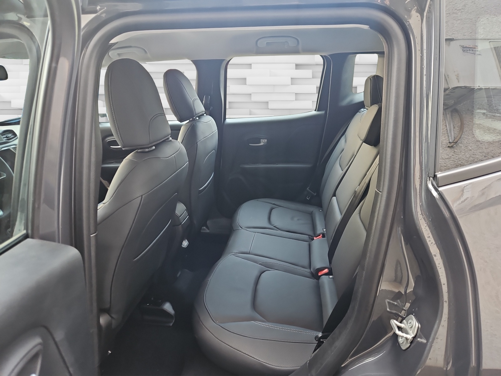 JEEP Renegade 1.5 48V Hybrid SUMMIT-image-14