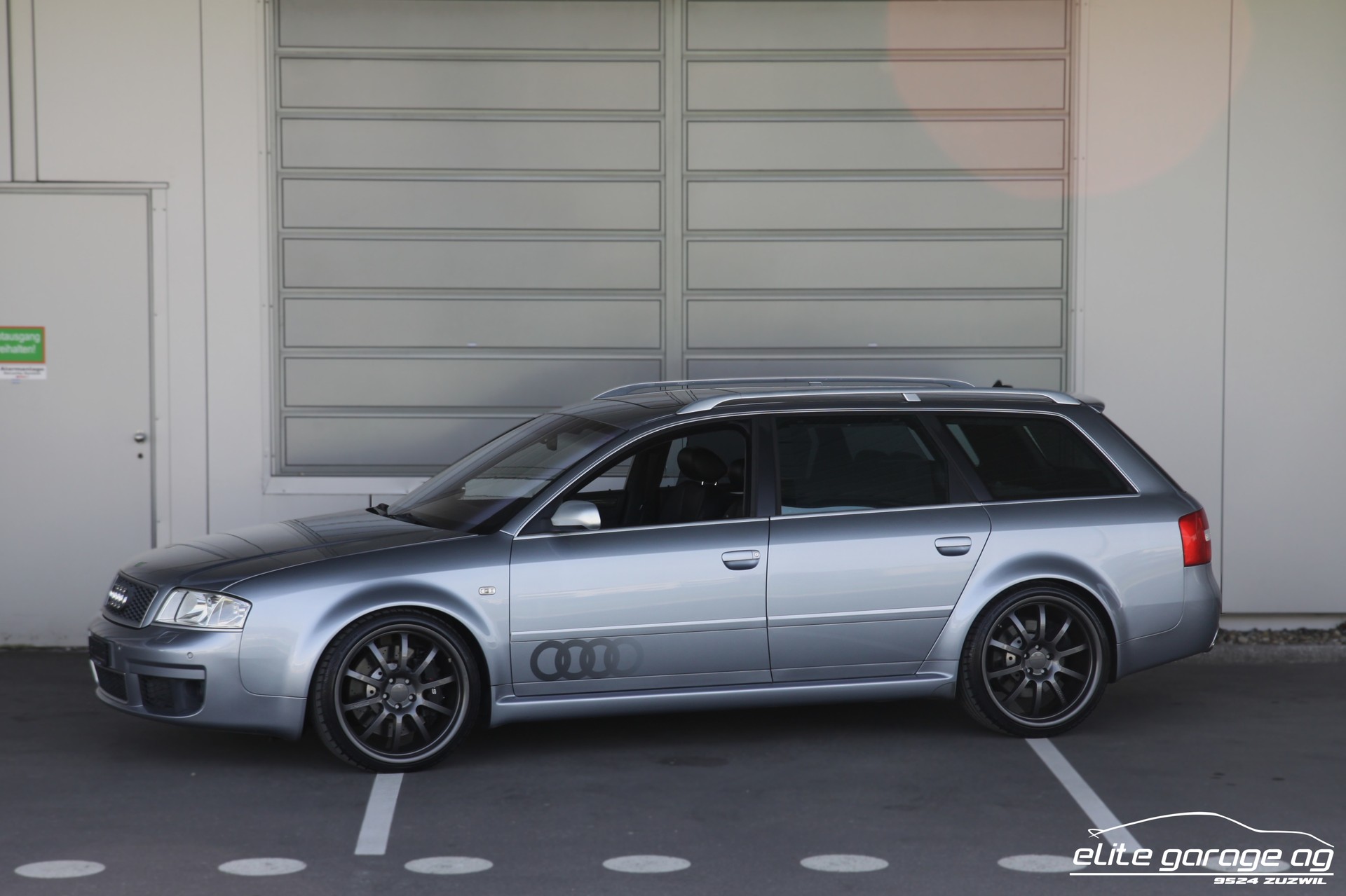 AUDI RS6 Avant QUATTRO SPORTEC-image-0