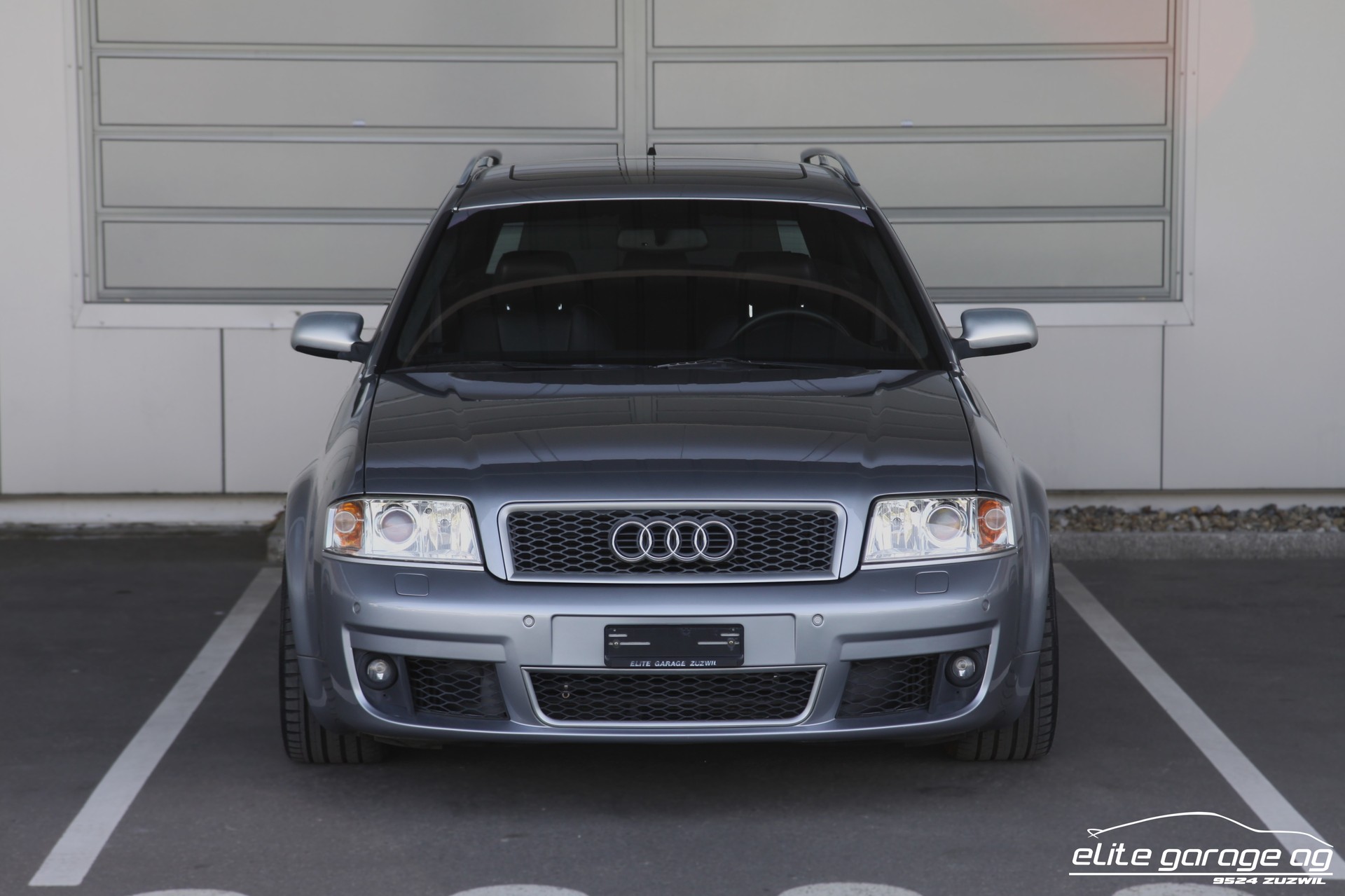 AUDI RS6 Avant QUATTRO SPORTEC-image-7