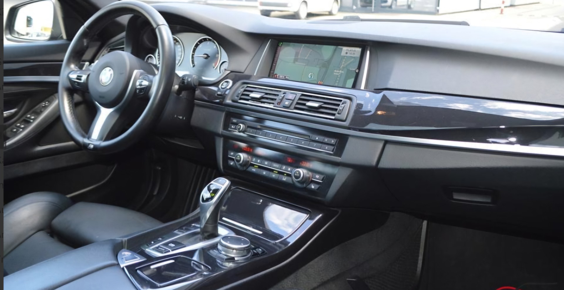 BMW 525d Touring xDrive Steptronic-image-7
