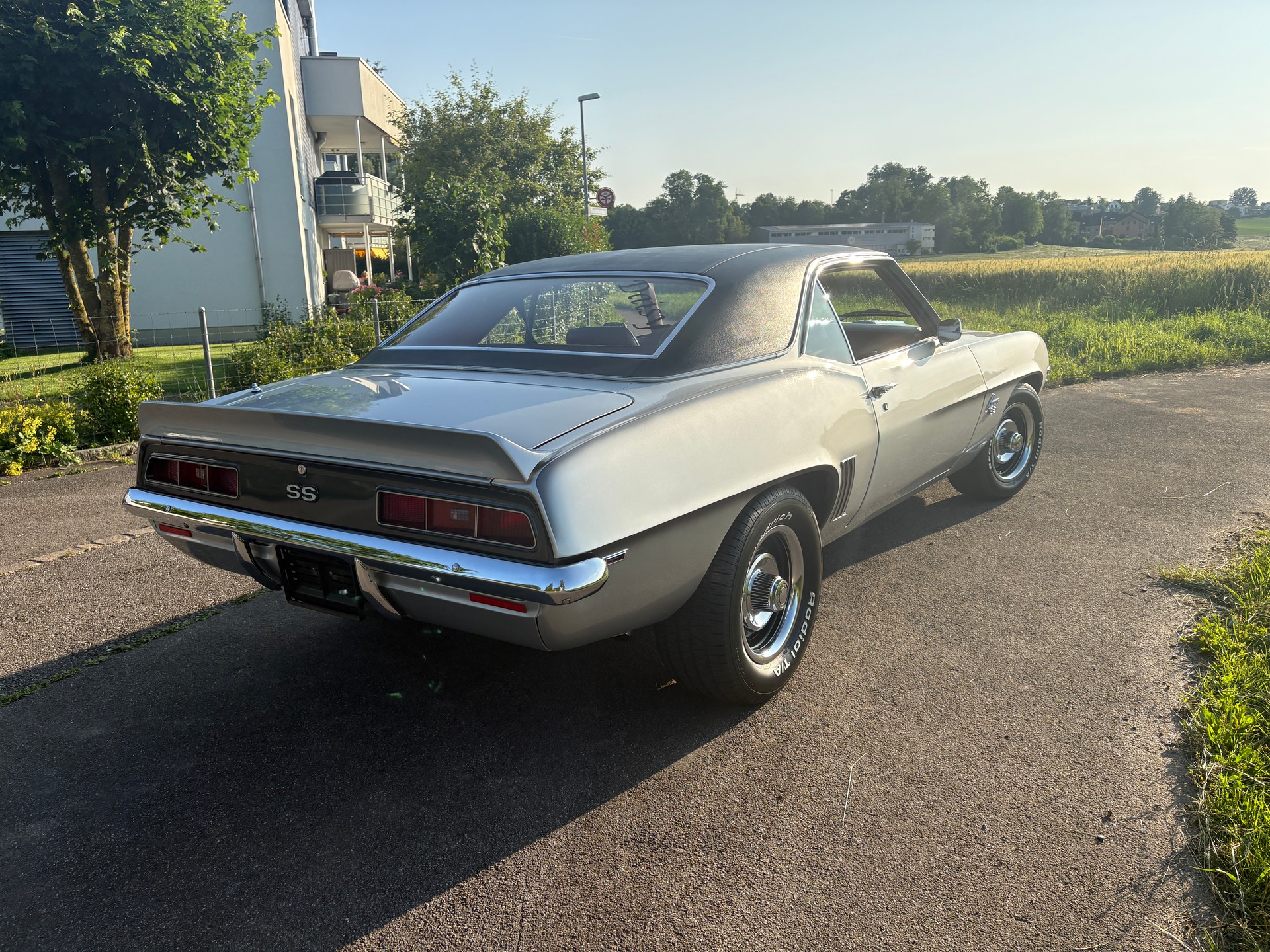 CHEVROLET Camaro SS 350-image-4