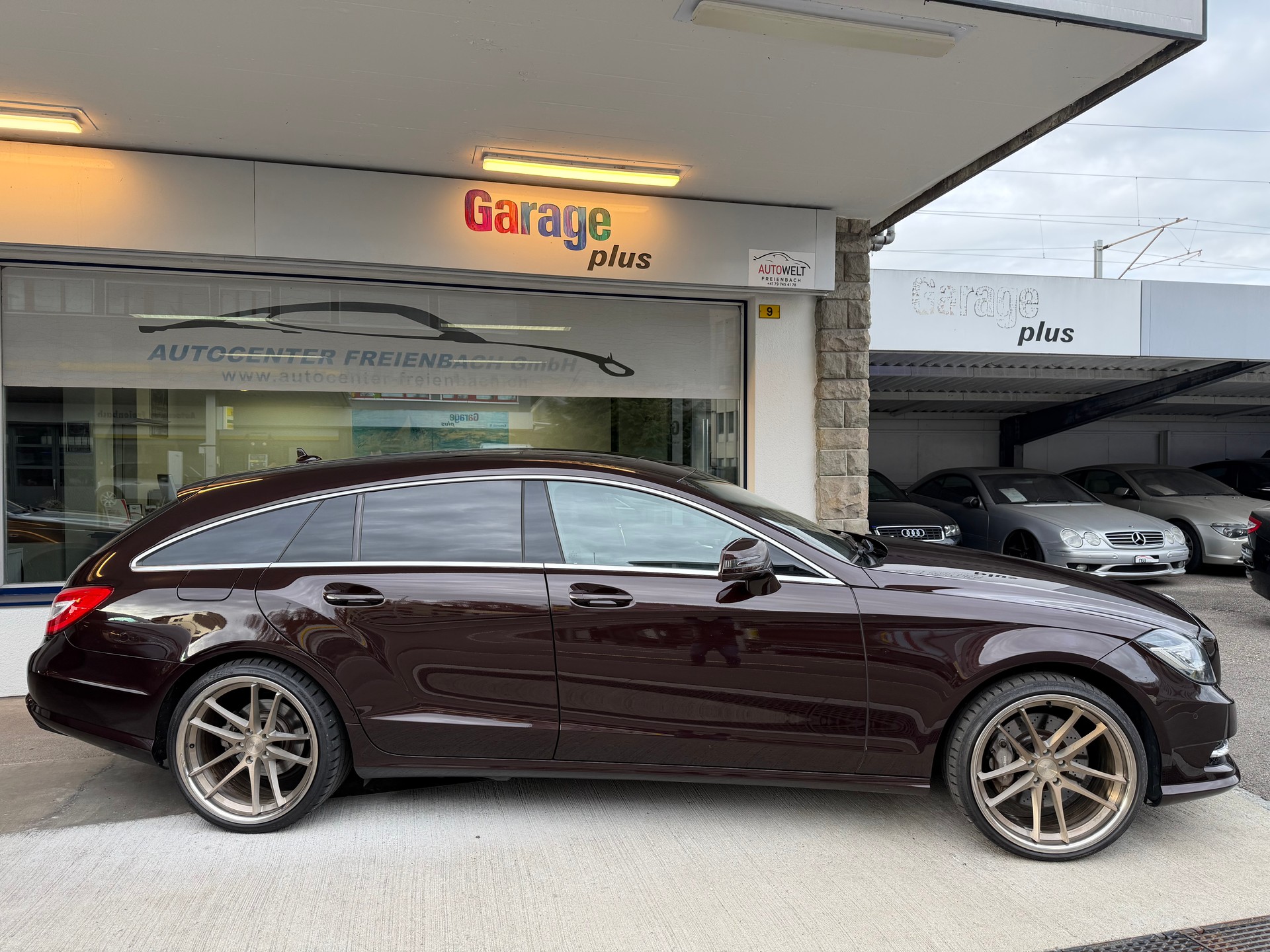 MERCEDES-BENZ CLS Shooting Brake 350 CDI 4Matic 7G-Tronic-image-3