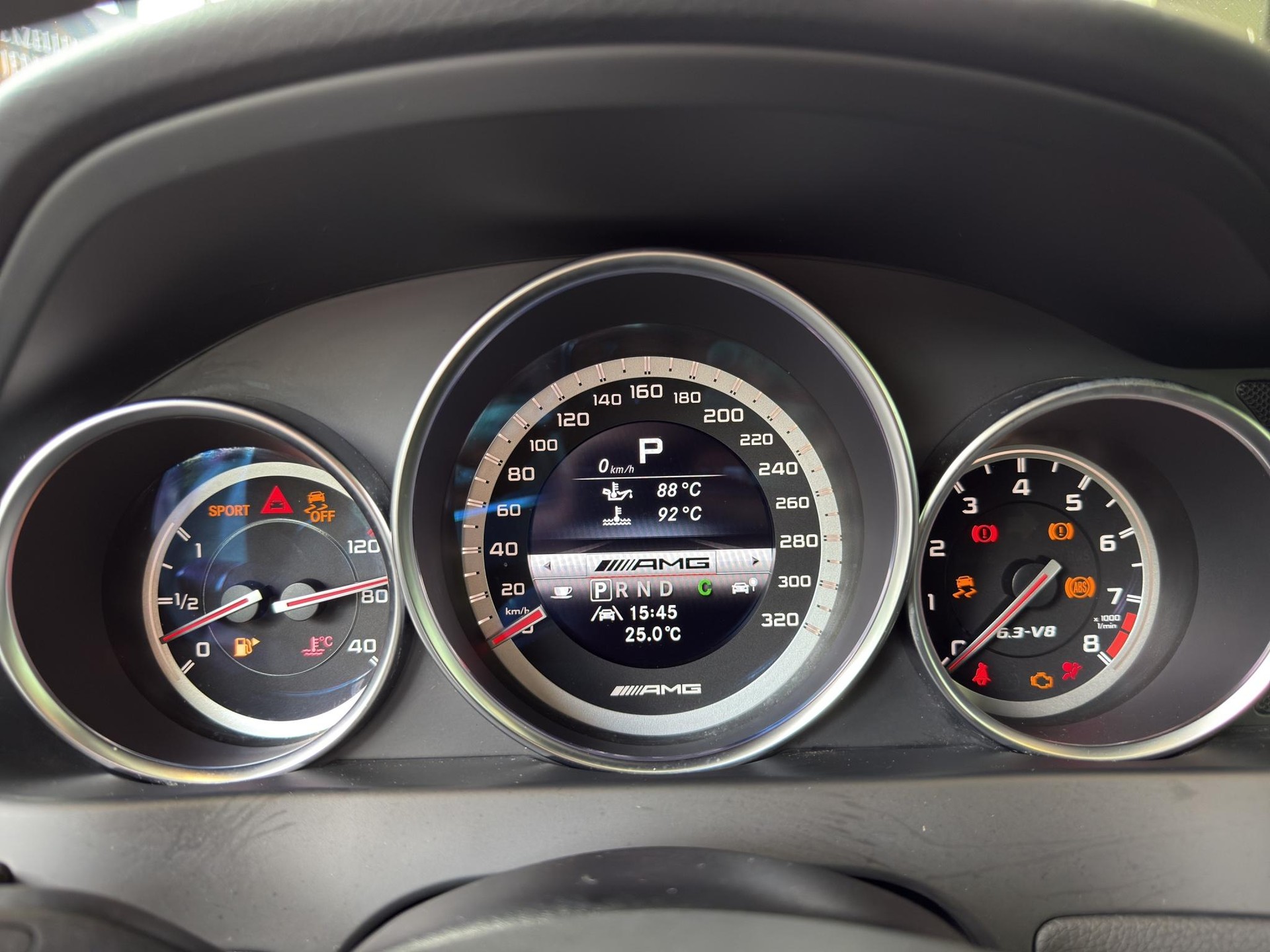 MERCEDES-BENZ C 63 AMG C 63 V8 AMG Kombi-image-24