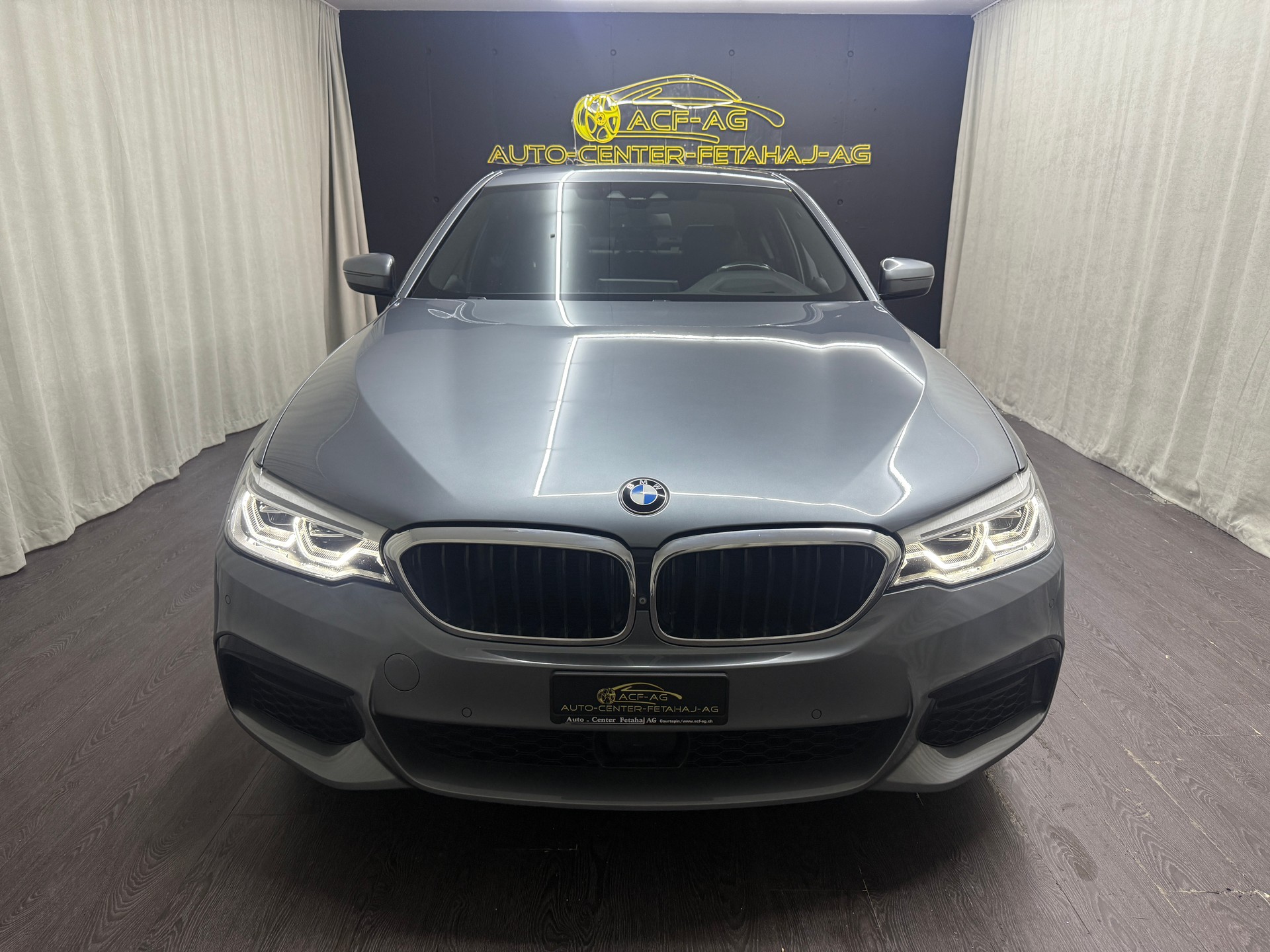 BMW 520d xDrive Steptronic-image-1