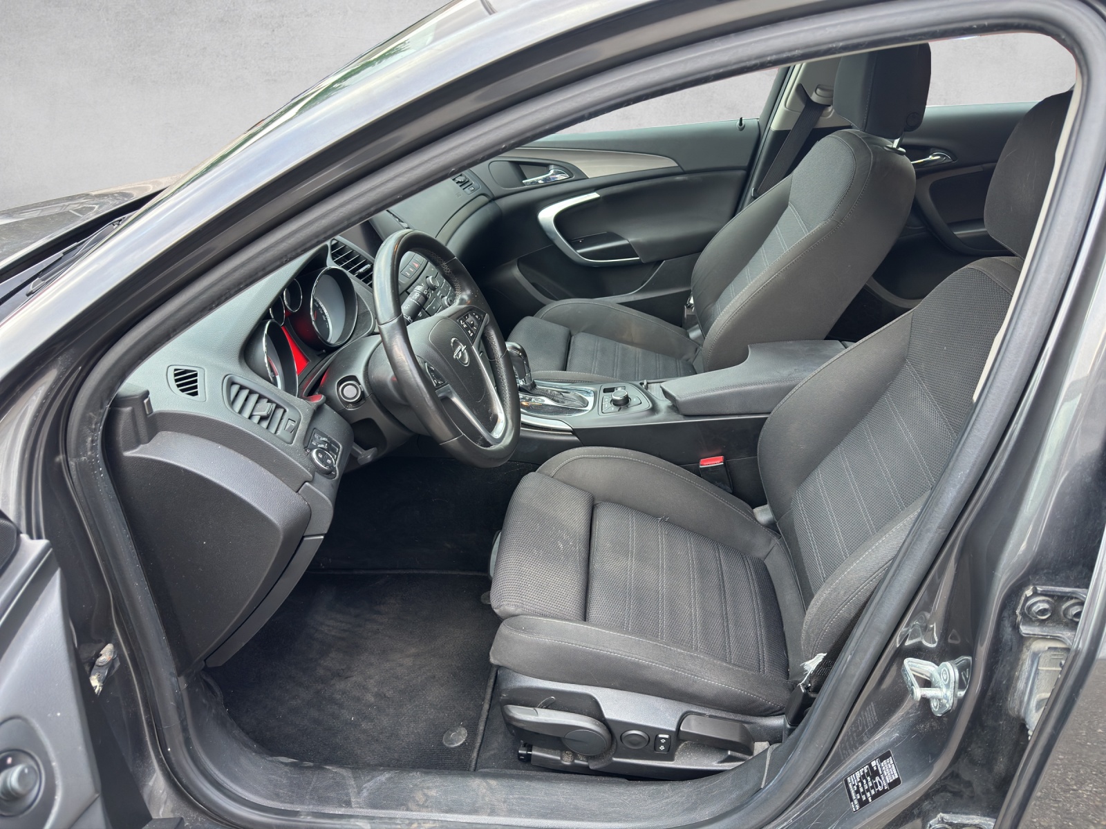 OPEL Insignia 2.0 CDTI Automatic-image-10