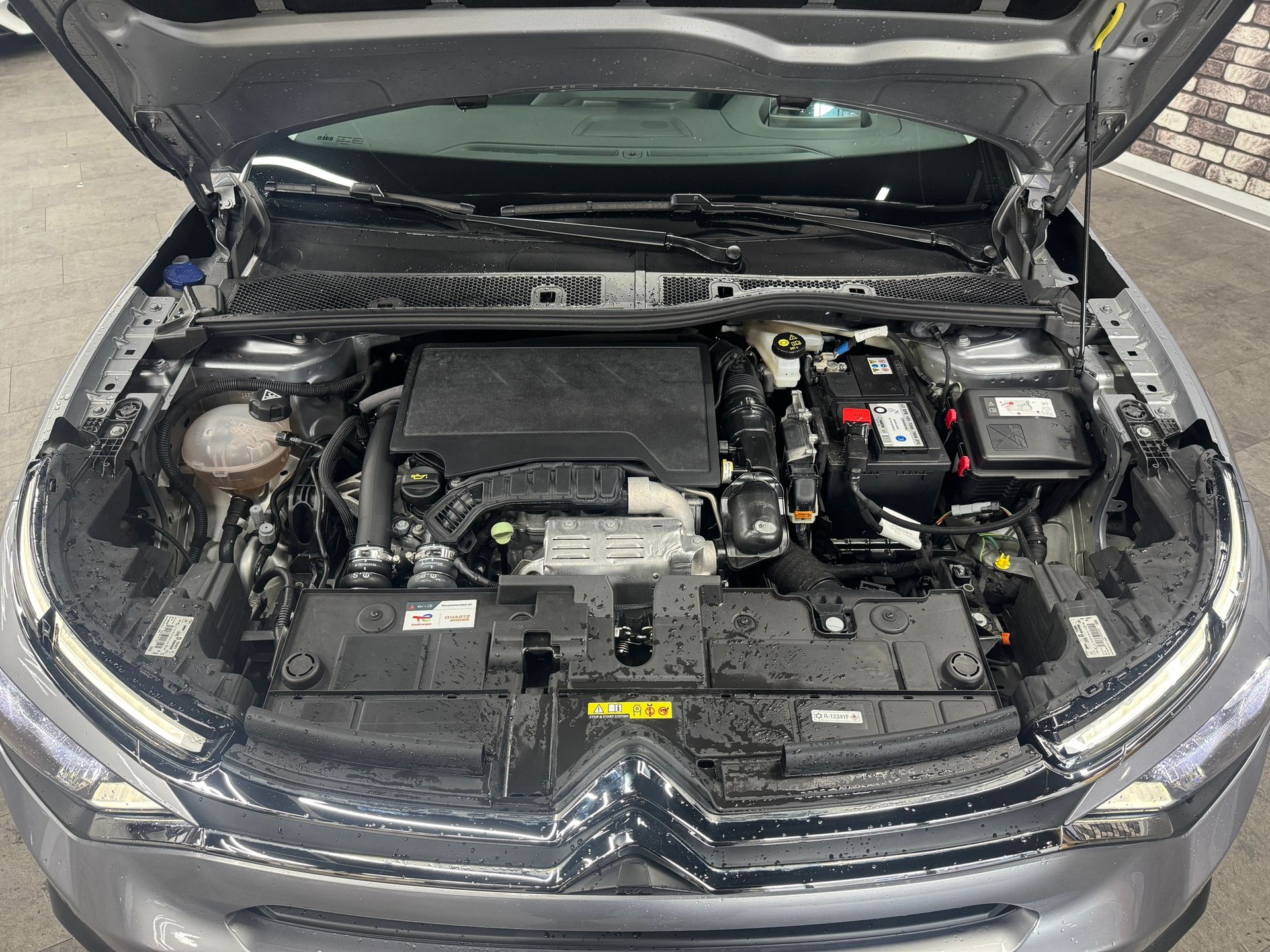 CITROEN C4 1.2 Pure Tech Max-image-18