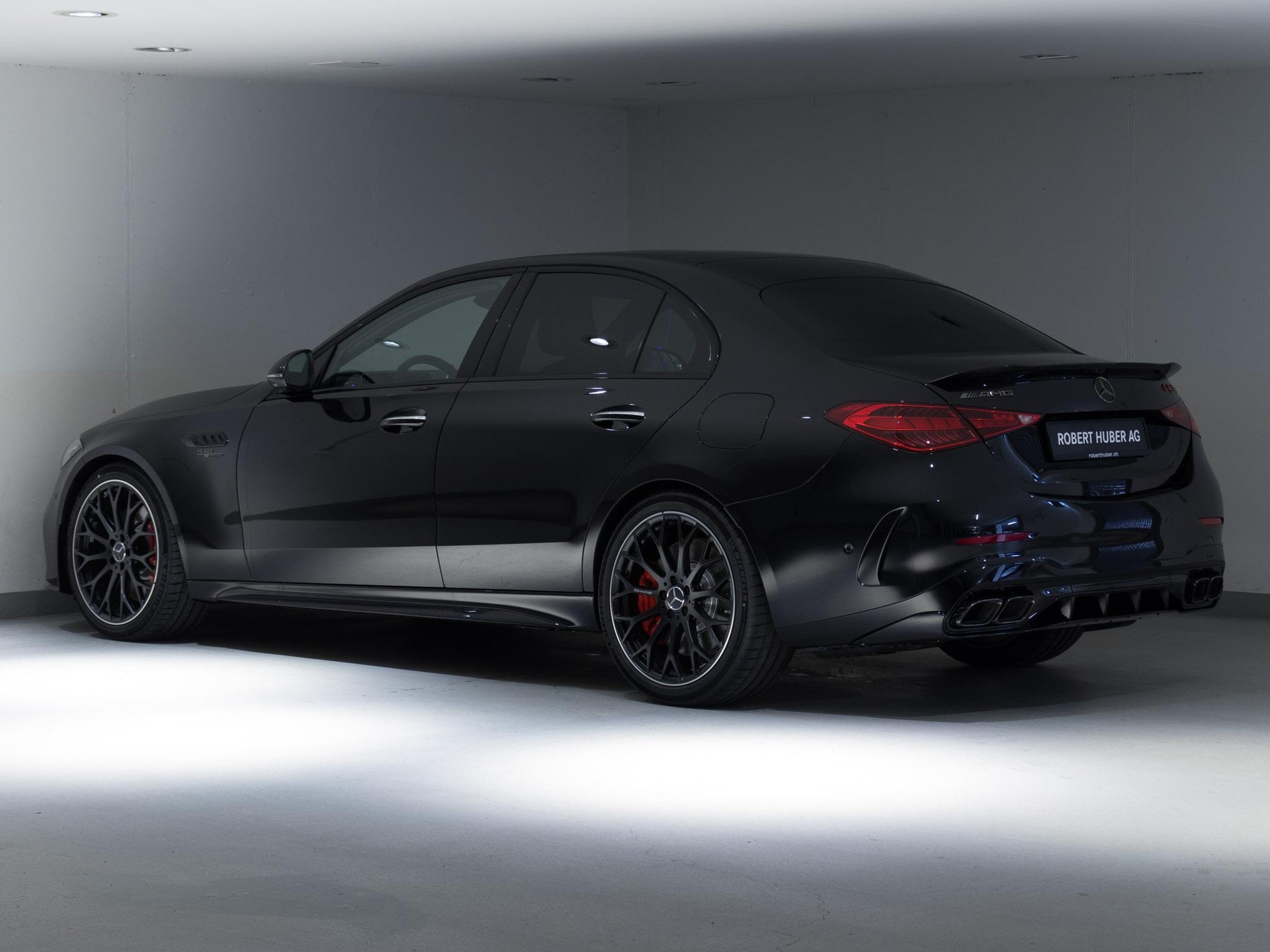MERCEDES-BENZ C 63 S AMG E Performance 4MATIC "Executive Edition"-image-4