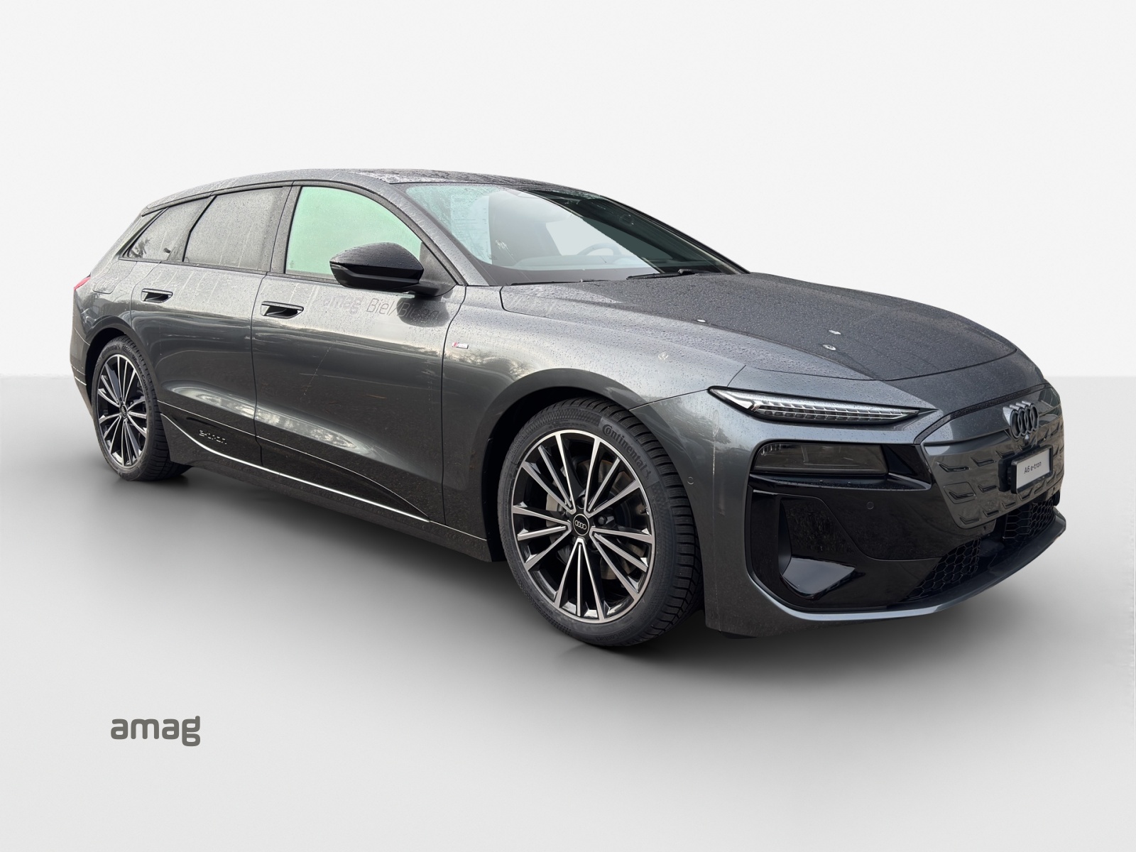 AUDI A6 Avant e-tron quattro-image-5