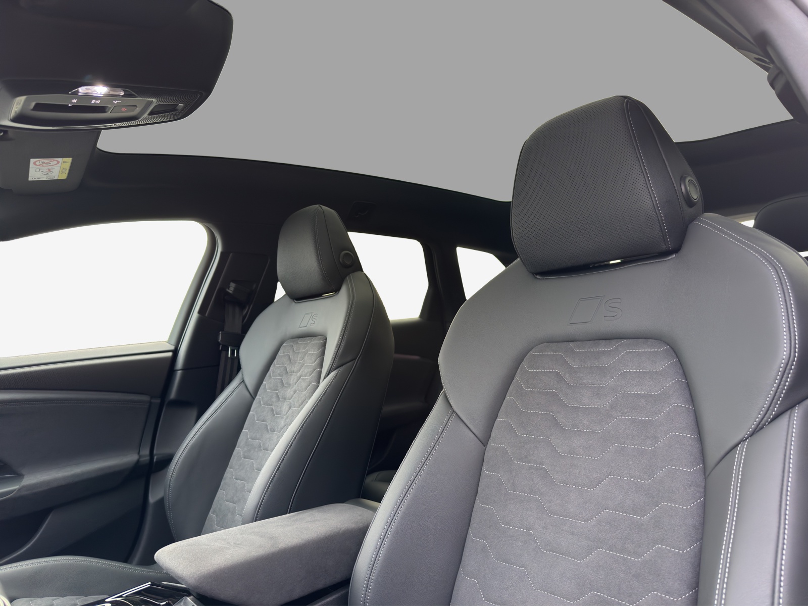 AUDI A6 Avant e-tron quattro-image-14