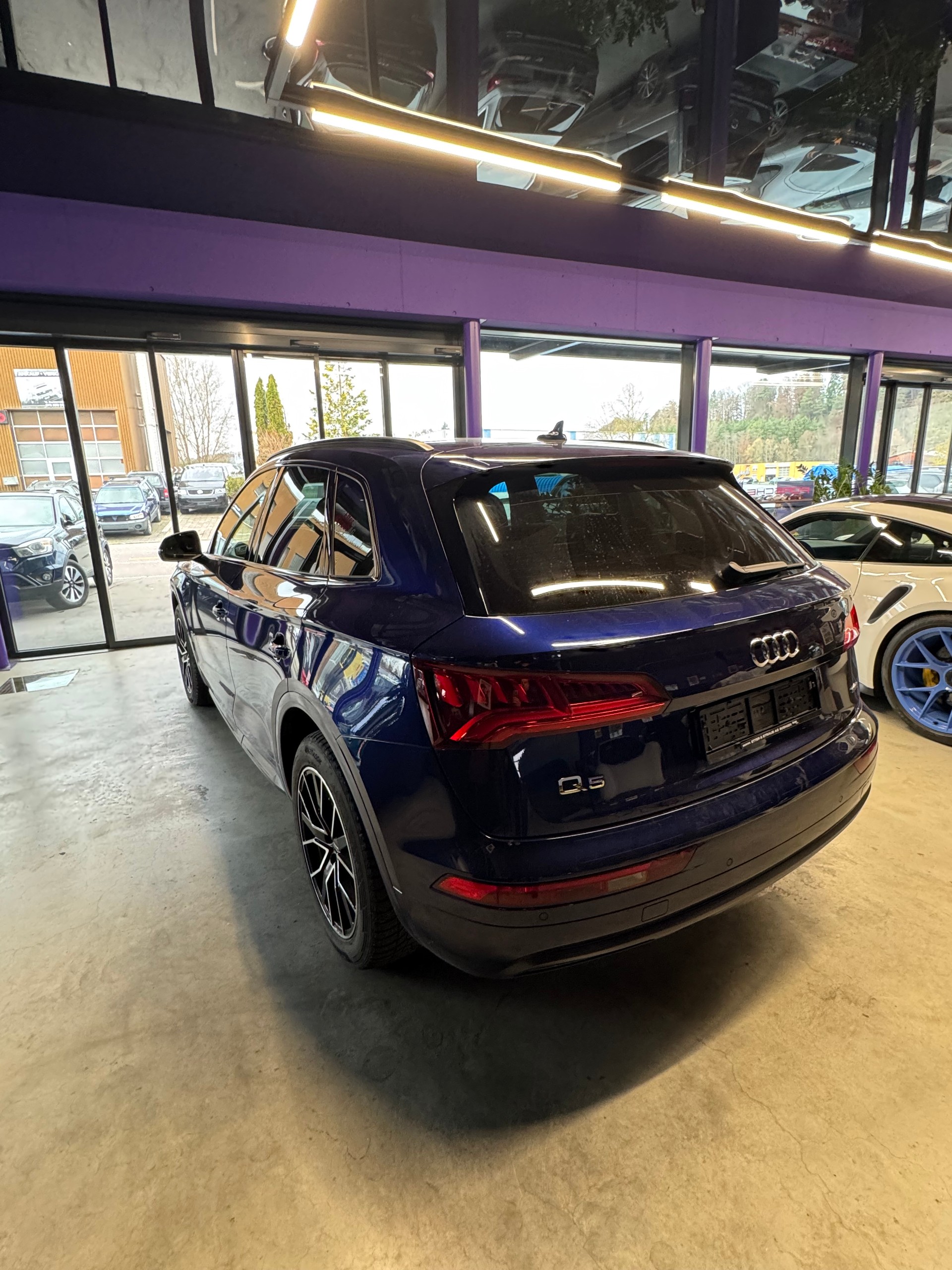 AUDI Q5 2.0 TFSI sport quattro S-tronic-image-4