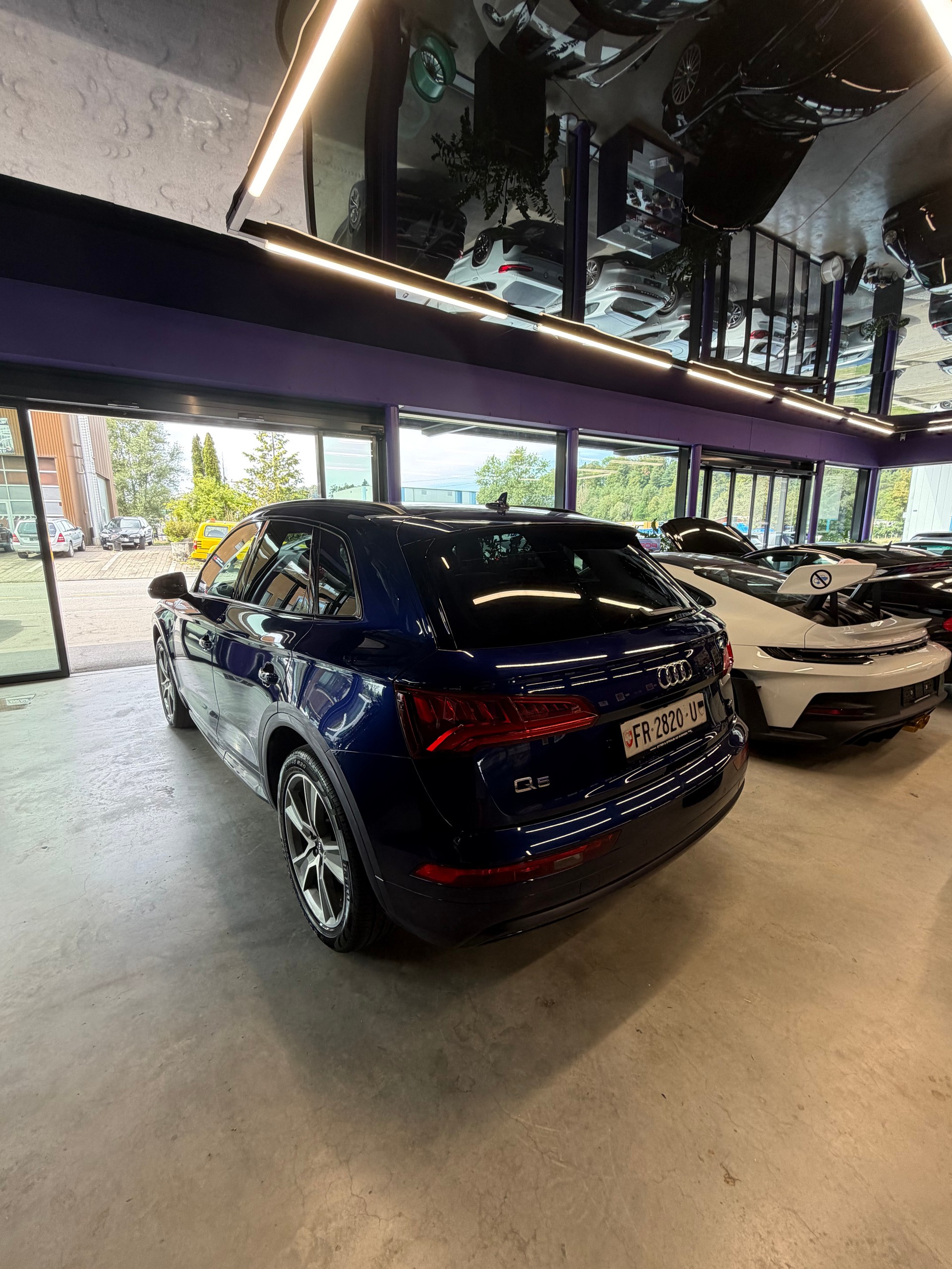 AUDI Q5 2.0 TFSI sport quattro S-tronic-image-11