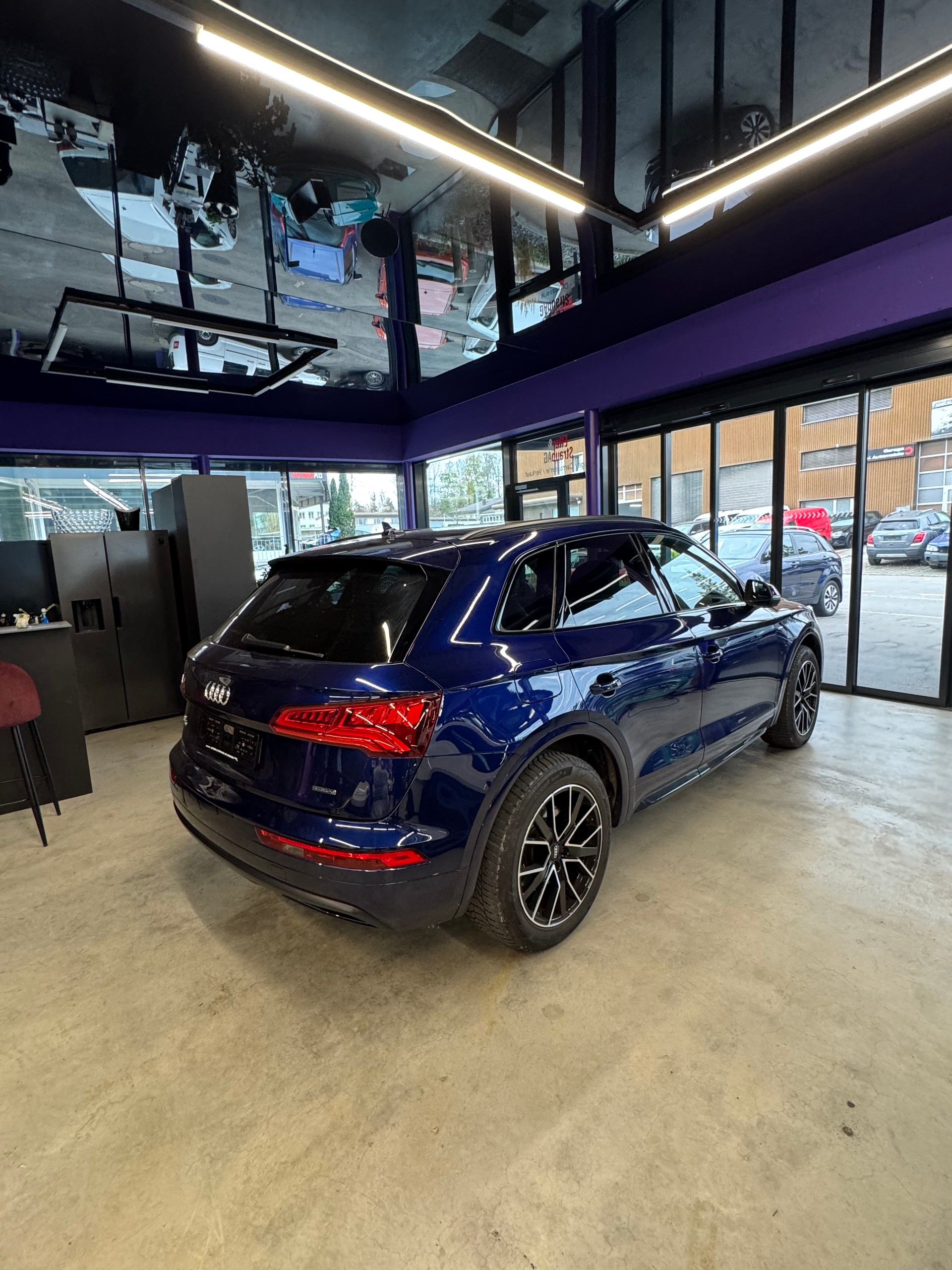 AUDI Q5 2.0 TFSI sport quattro S-tronic-image-2