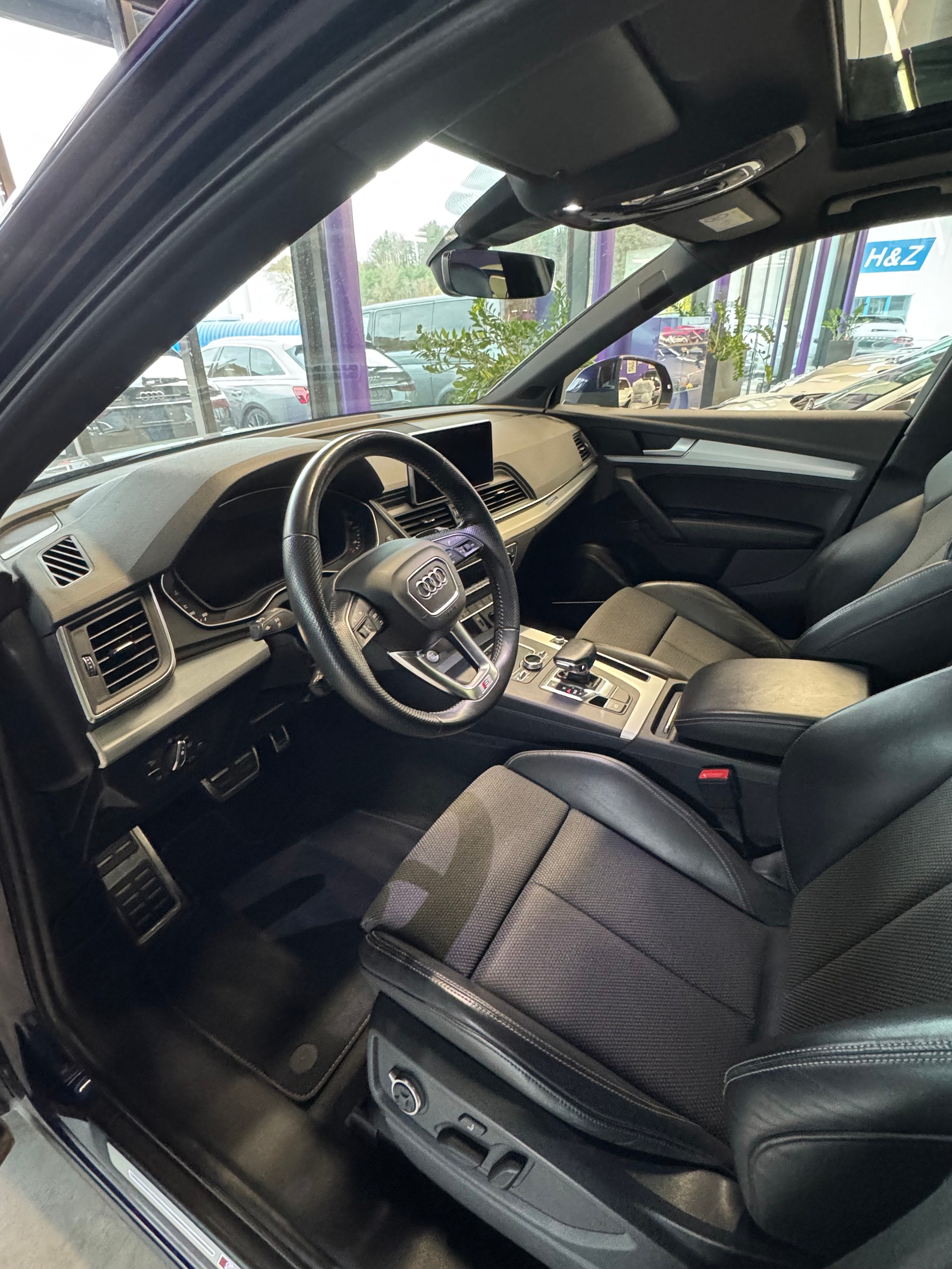AUDI Q5 2.0 TFSI sport quattro S-tronic-image-6