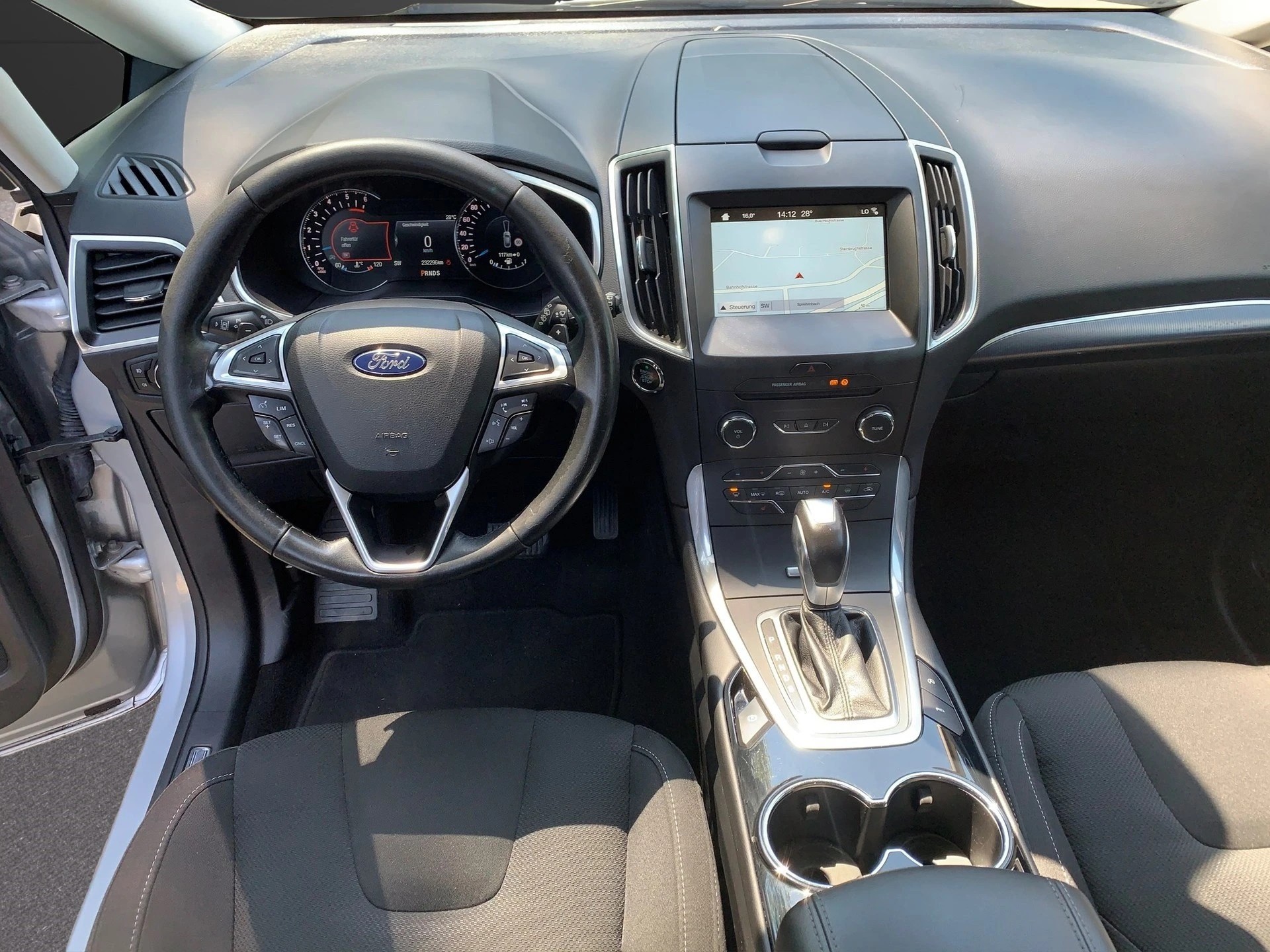 FORD S-Max 2.0 TDCi Titanium AWD PowerShift-image-7