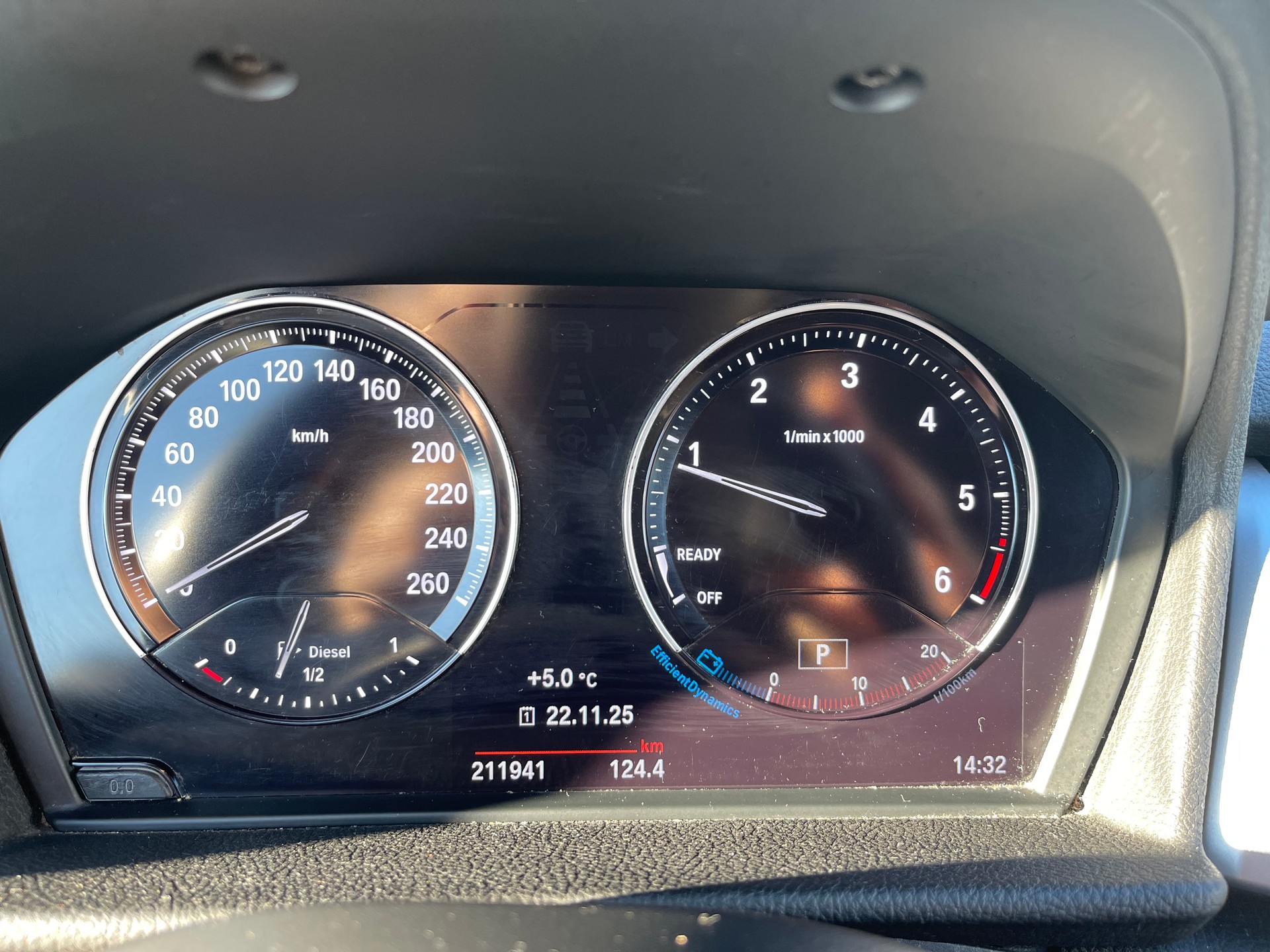 BMW 220d Active Tourer Steptronic-image-11