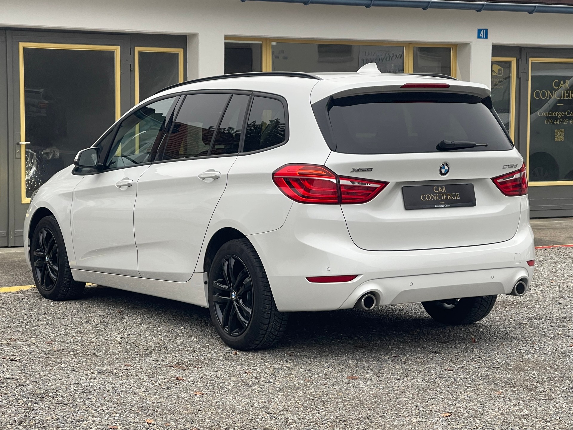 BMW 218d xDrive Gran Tourer Steptronic-image-6