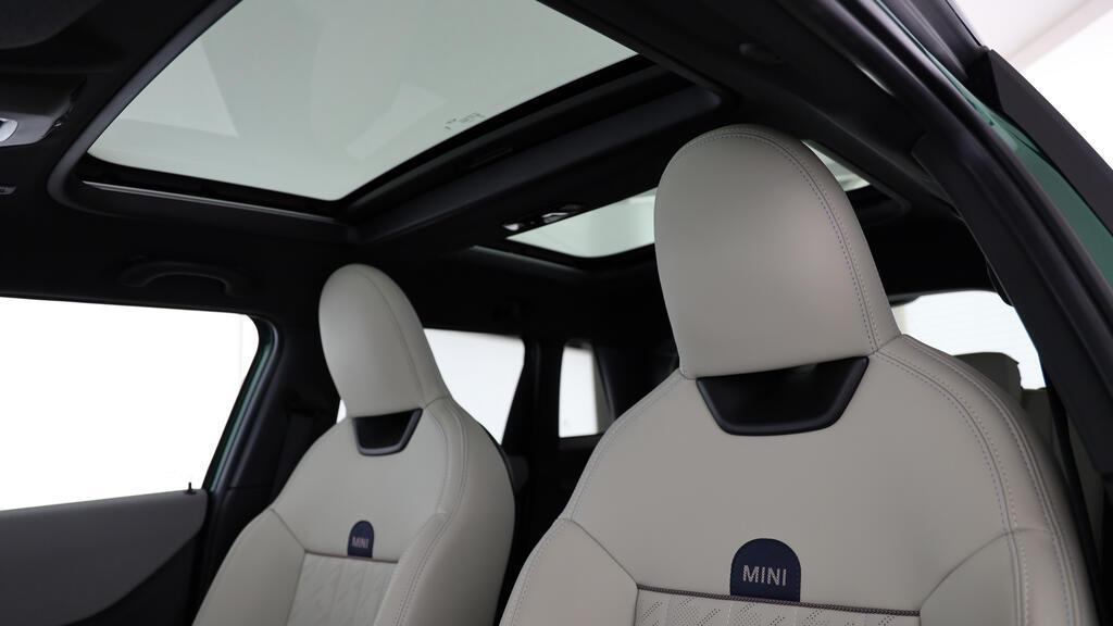 MINI Cooper 5 door S-image-17
