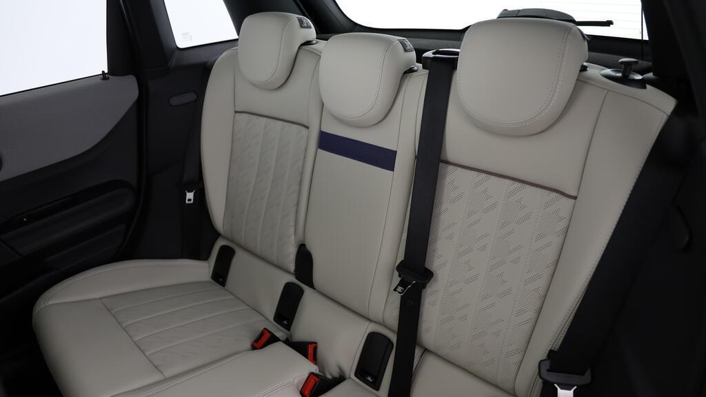 MINI Cooper 5 door S-image-20