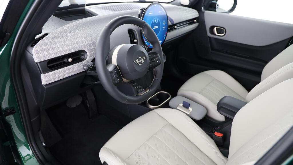 MINI Cooper 5 door S-image-16