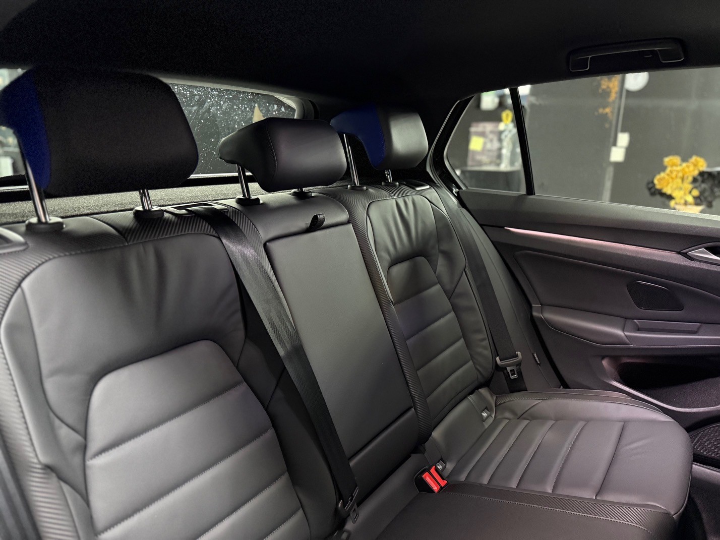VW Golf 2.0TSI R 4M-image-15