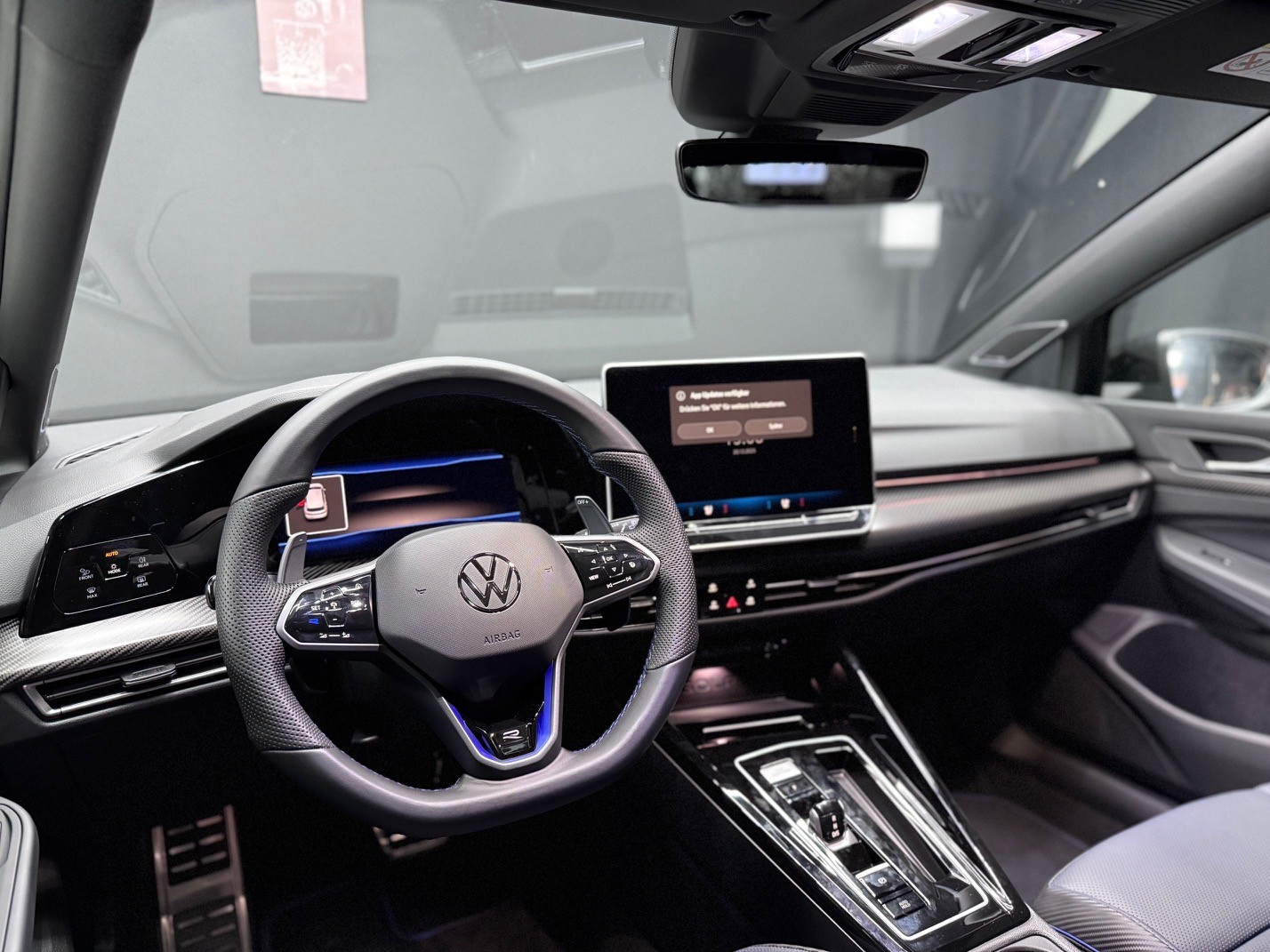 VW Golf 2.0TSI R 4M-image-16