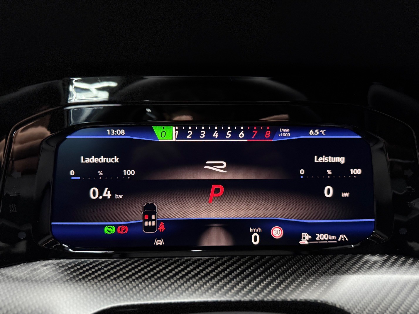 VW Golf 2.0TSI R 4M-image-19