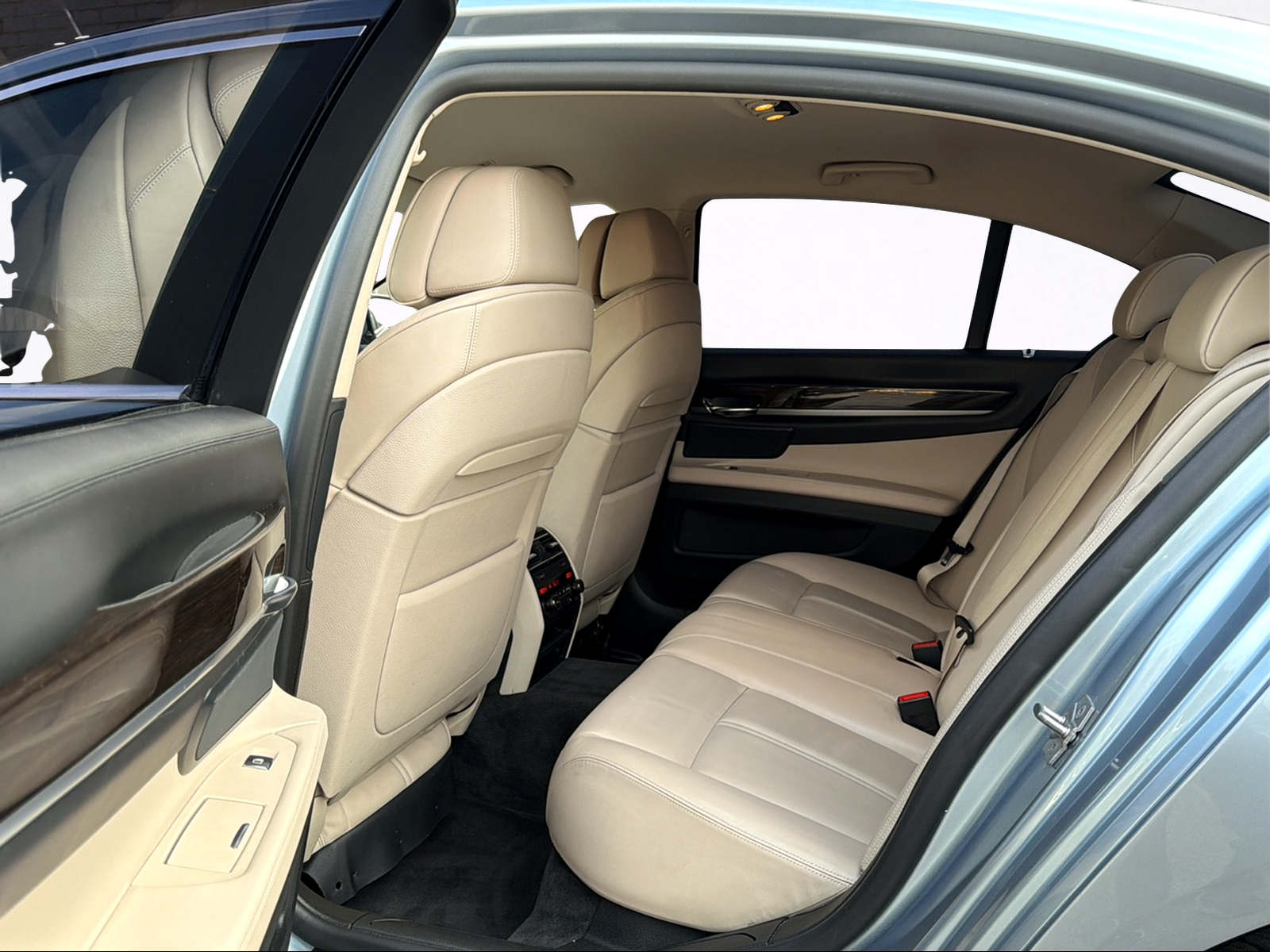 BMW ActiveHybrid 7-image-11