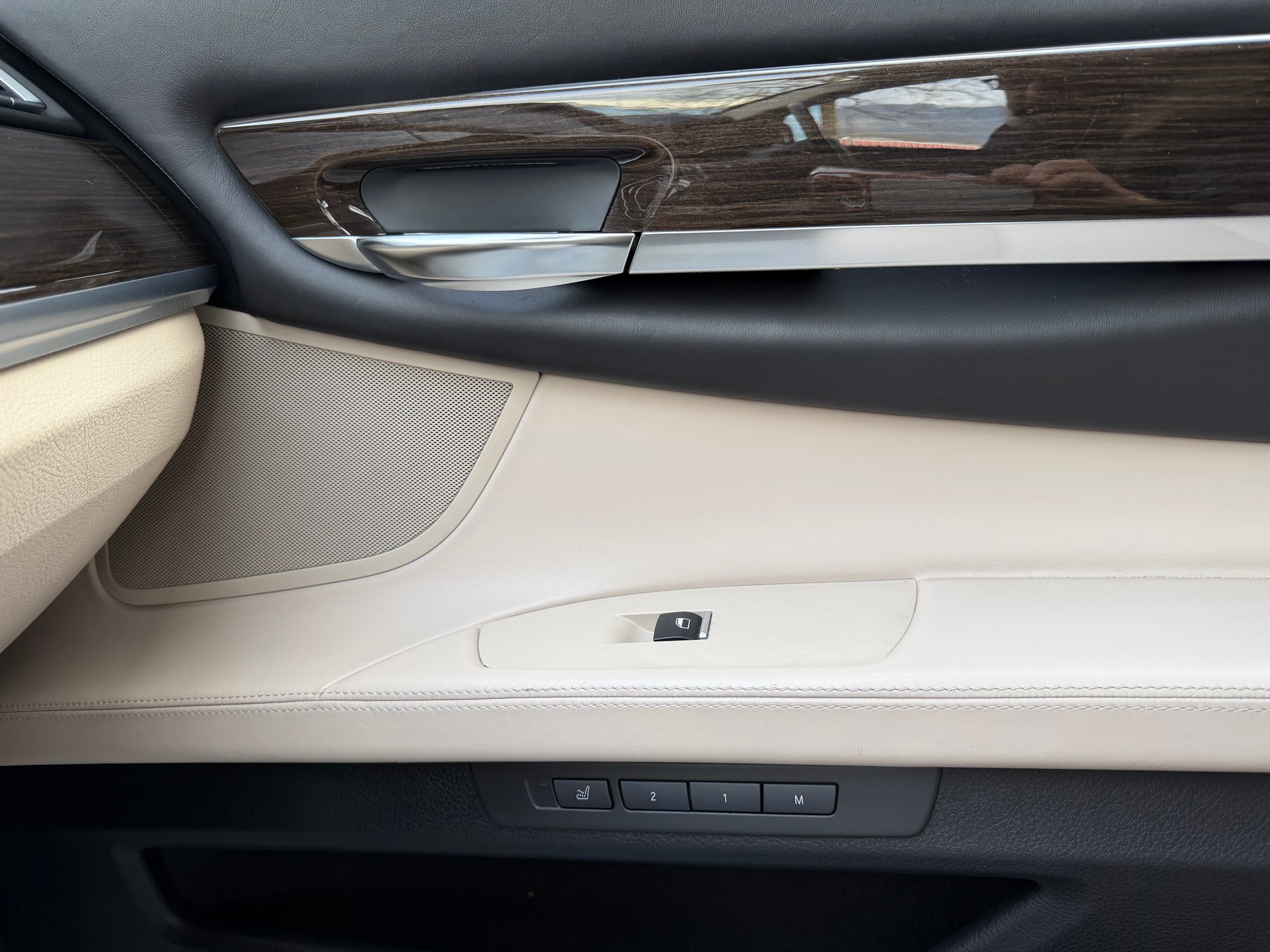 BMW ActiveHybrid 7-image-21