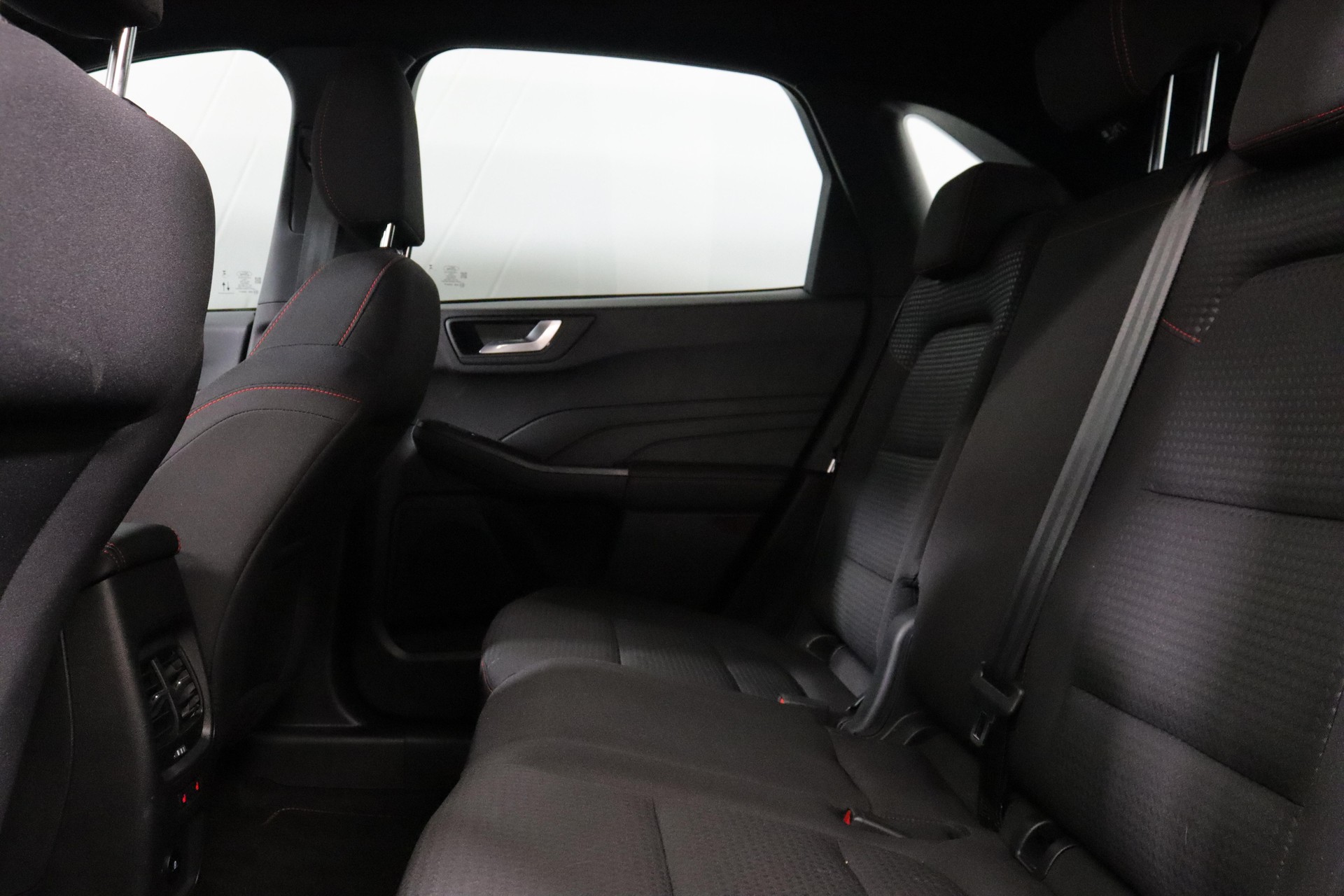 FORD Kuga 2.0 EcoBlue ST-Line-image-3
