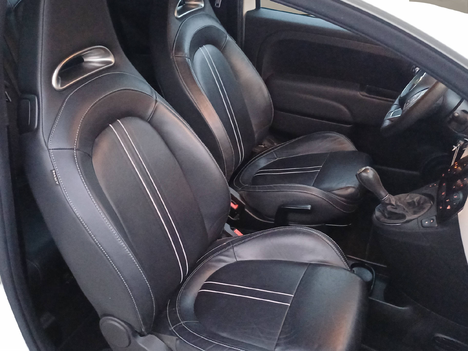 FIAT 595 C Abarth 1.4 T-Jet 160 Tur-image-15