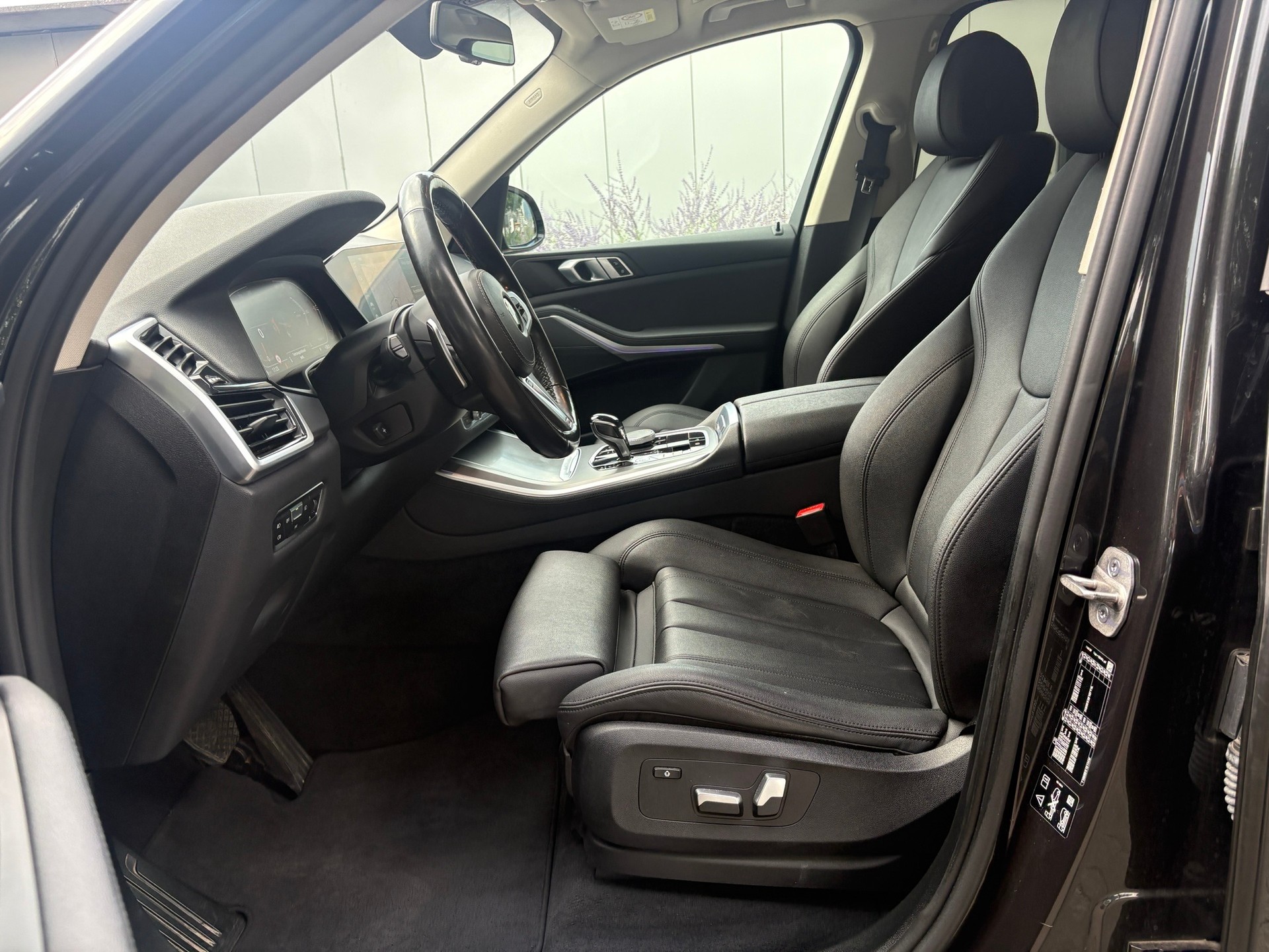 BMW X5 xDrive 48V 30d Steptronic-image-5