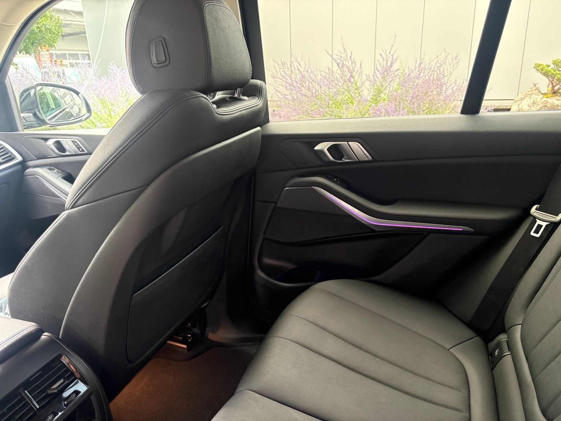 BMW X5 xDrive 48V 30d Steptronic-image-11