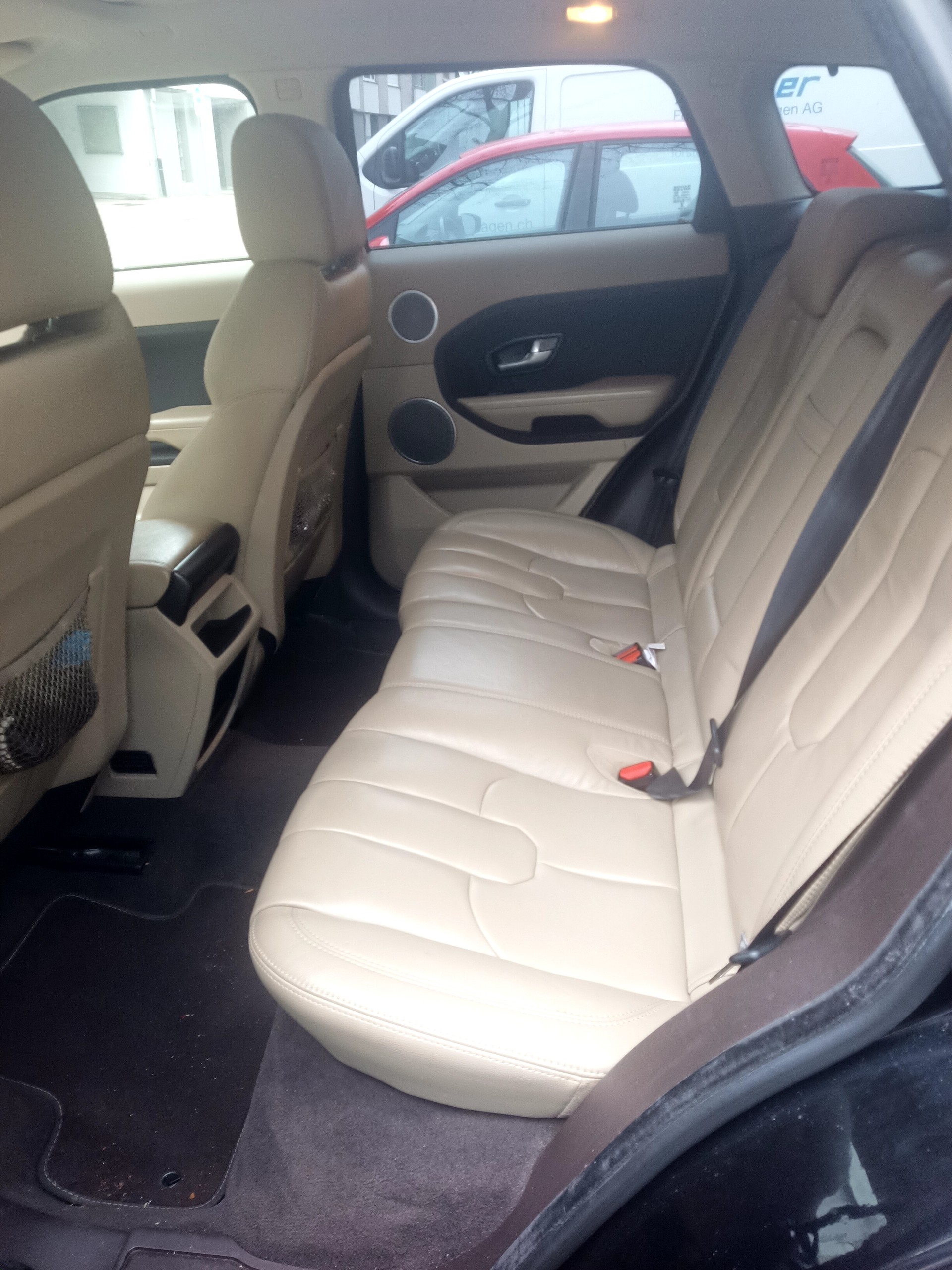 LAND ROVER Range Rover Evoque 2.2 TD4 Prestige-image-5