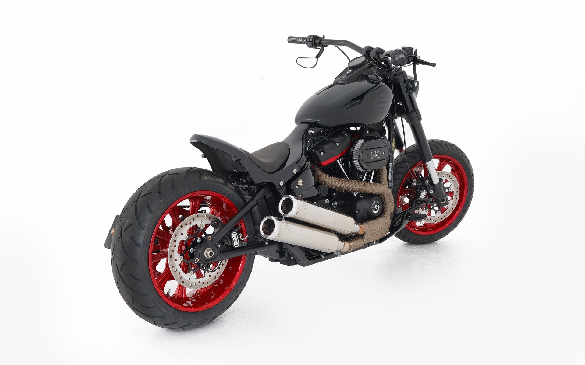 HARLEY-DAVIDSON FXFBS Fat Bob 114 ABS-showroom-element-2