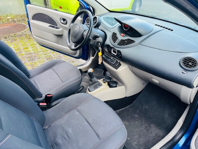 RENAULT Twingo 1.2 16V T GT-image-9