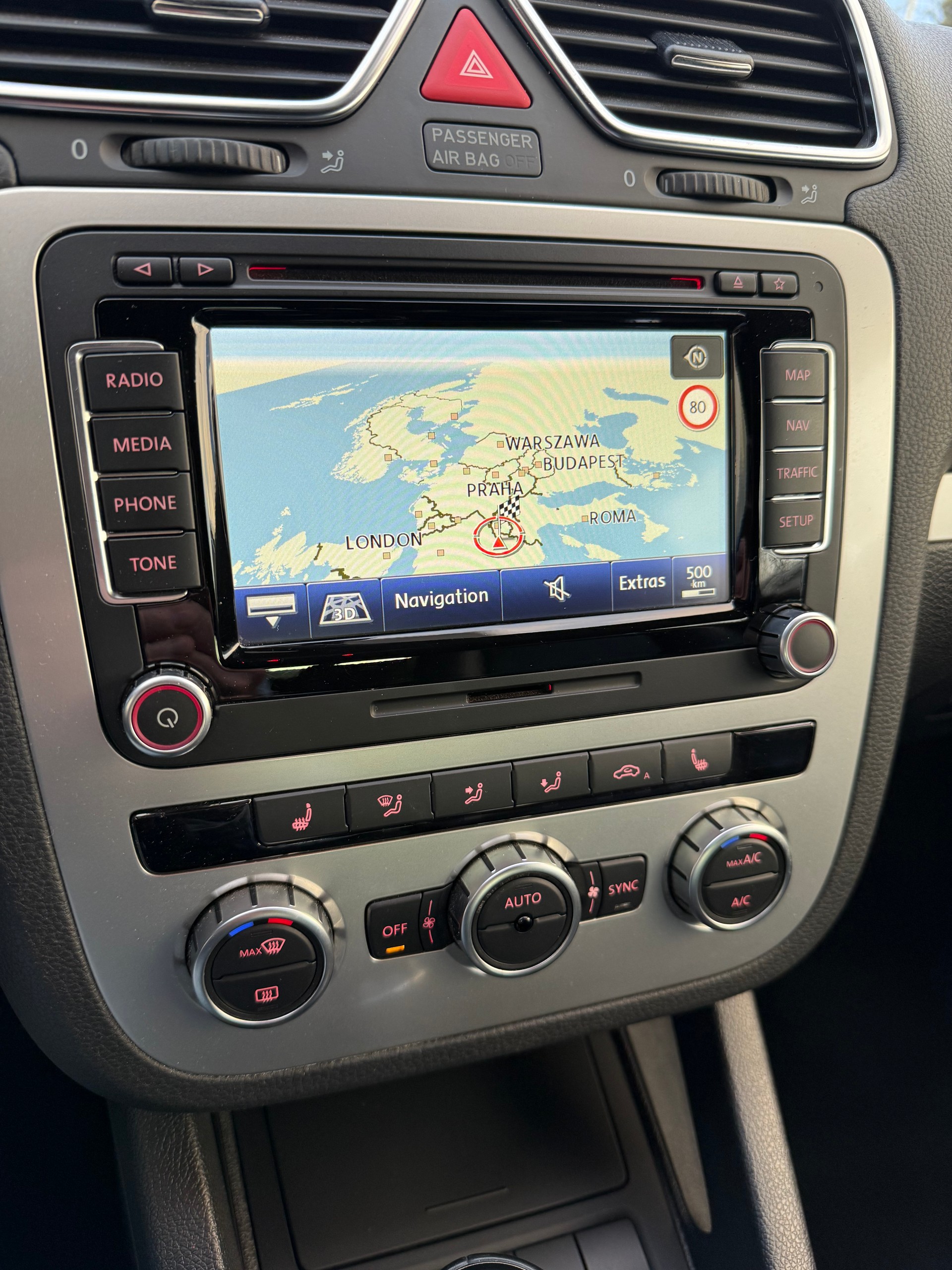 VW Scirocco 2.0 TSI-image-5