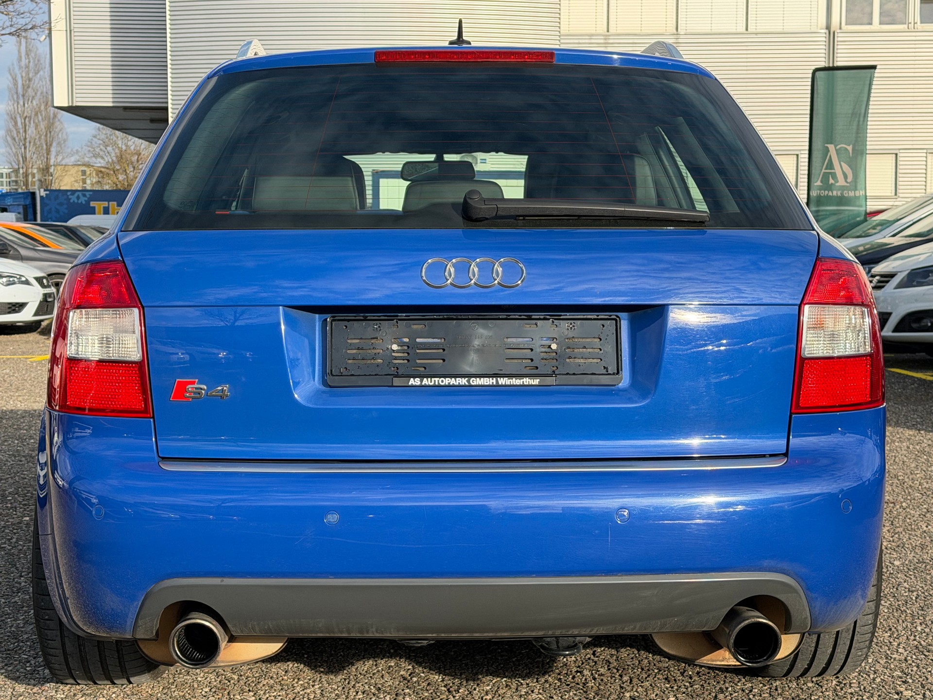 AUDI S4 Avant 4.2 V8 quattro-image-5