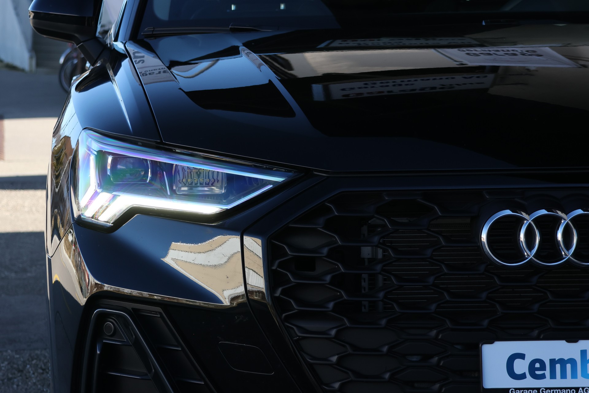 AUDI Q3 Sportback 35 TFSI Attraction S-tronic-showroom-element-2