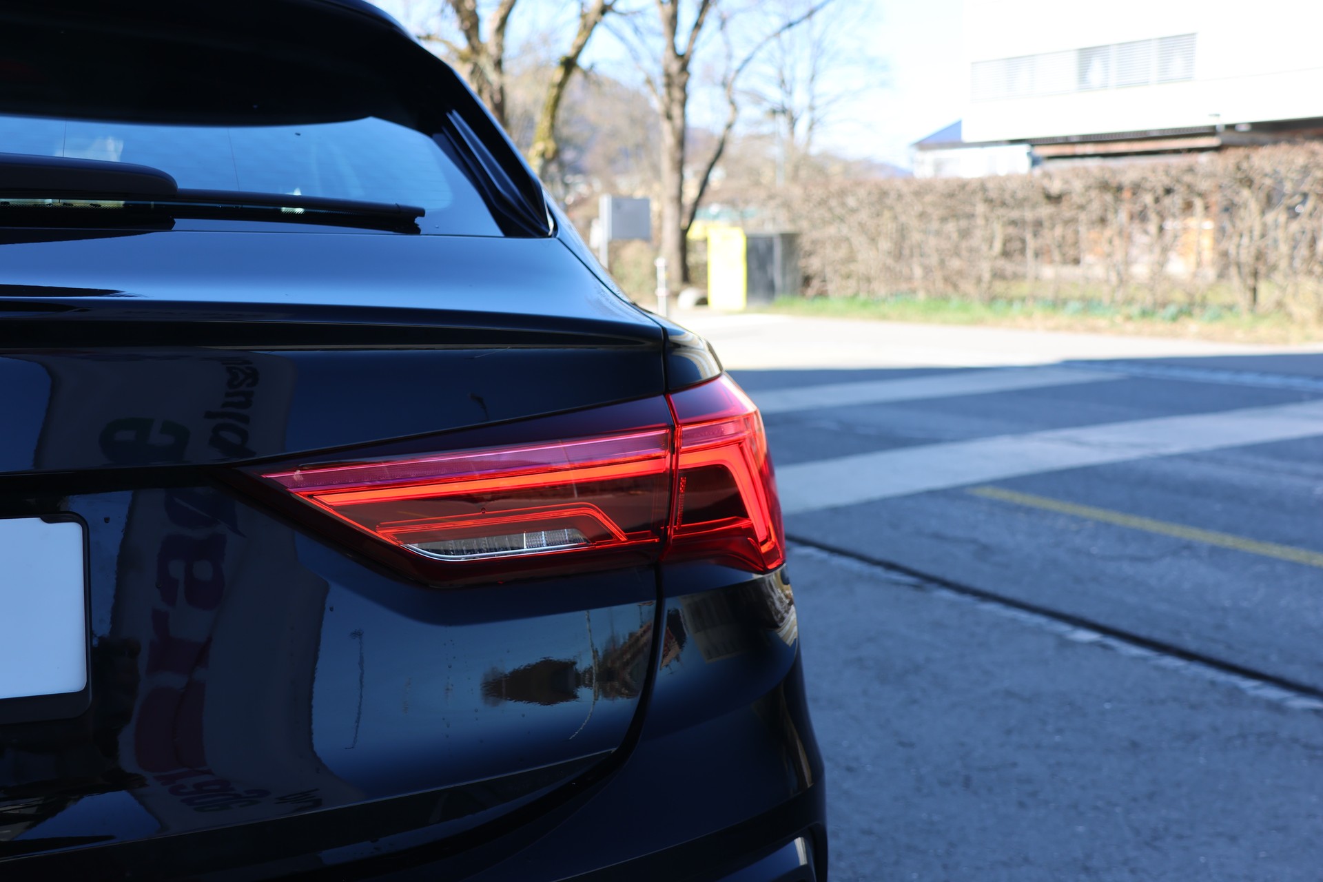 AUDI Q3 Sportback 35 TFSI Attraction S-tronic-image-7