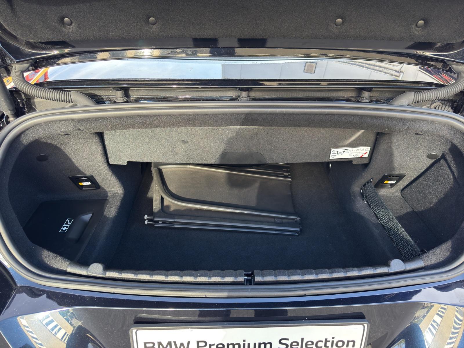 BMW M850i xDrive Cabriolet BOWERS & WILKINS DIAMOND SURROUND S-image-21