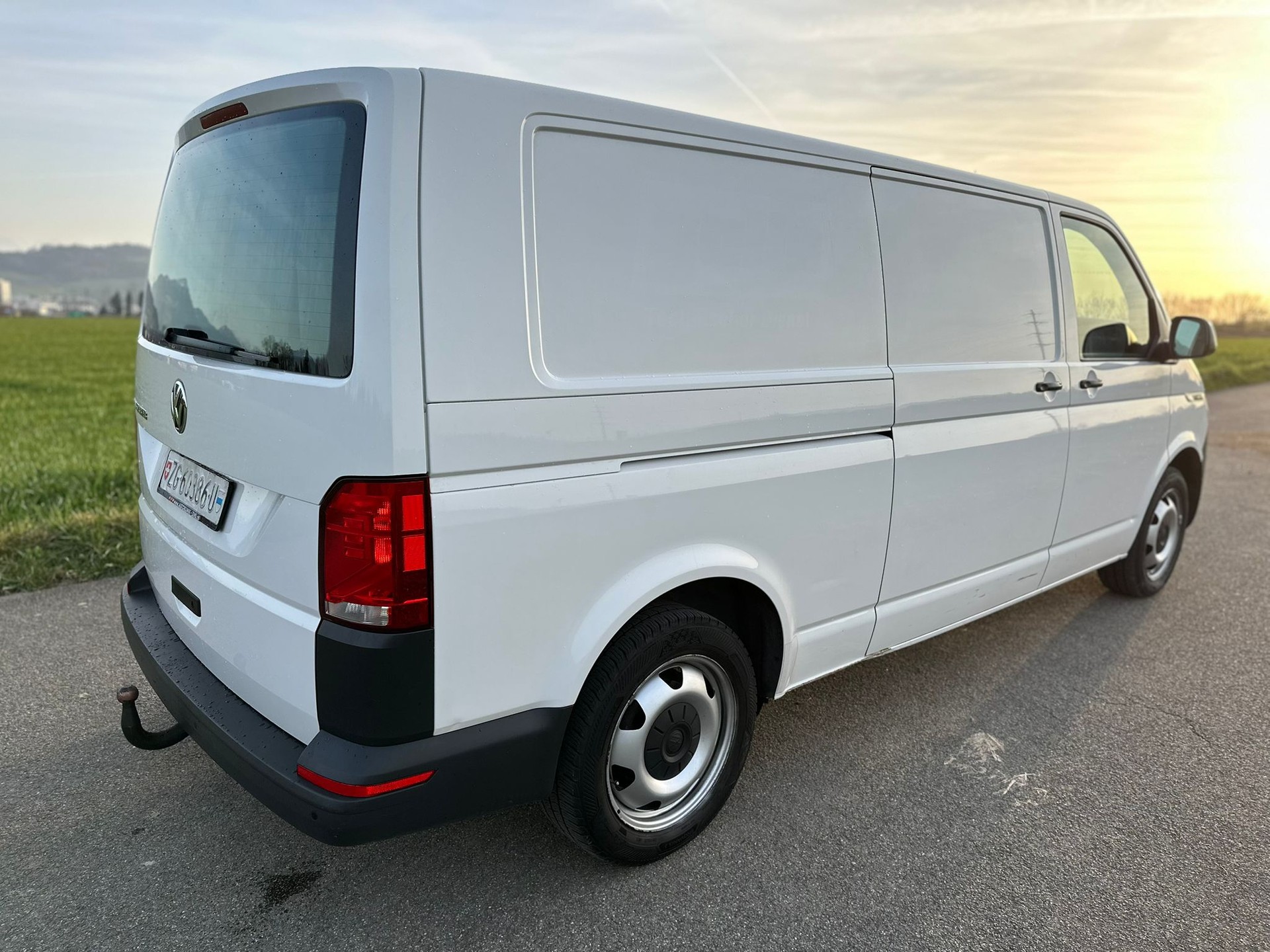VW T6.1 2.0 TDI-image-5