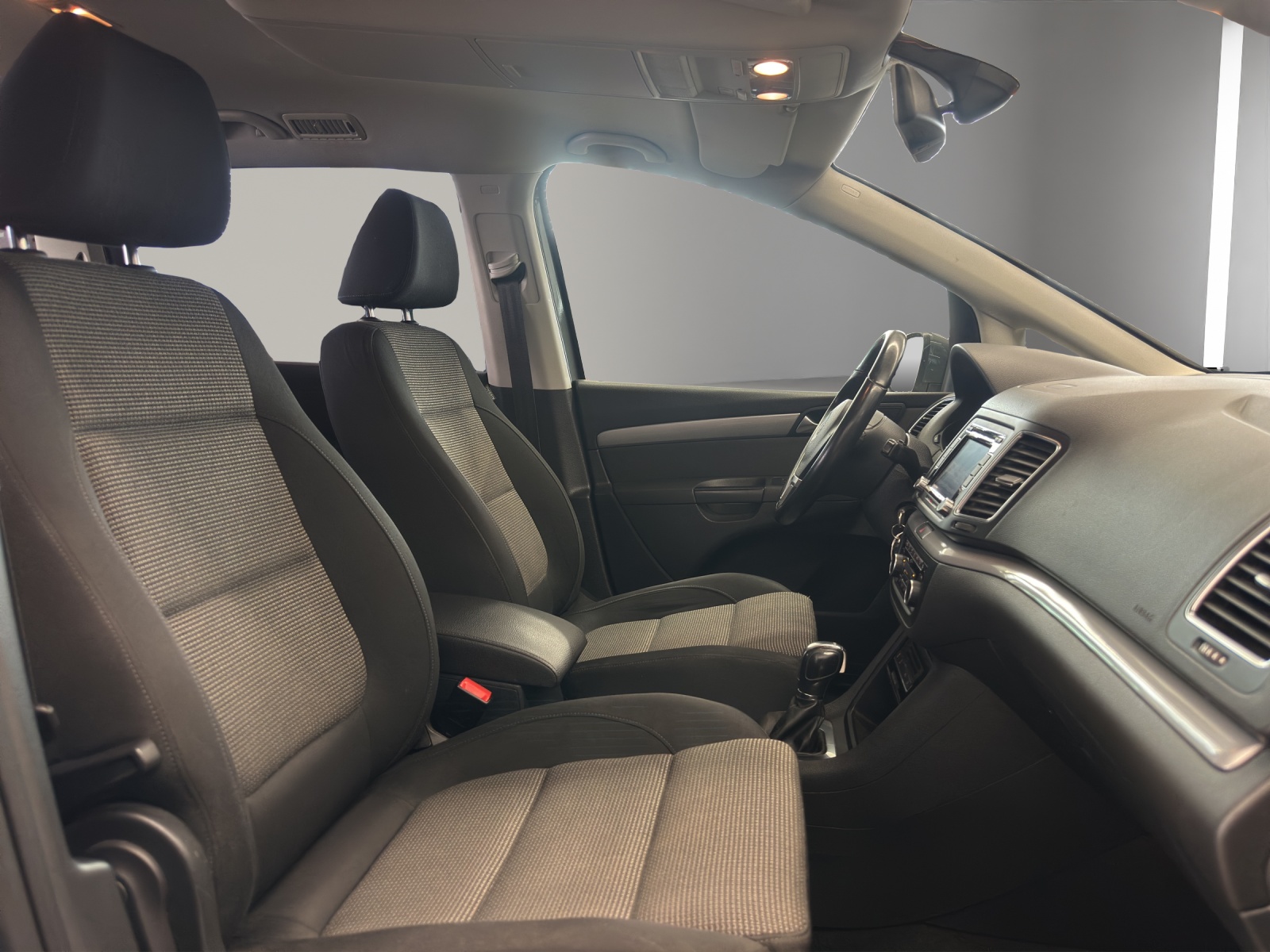 VW Sharan 2.0 TDI BlueMotion Technology Trendline DSG 7-Plätzer-image-14