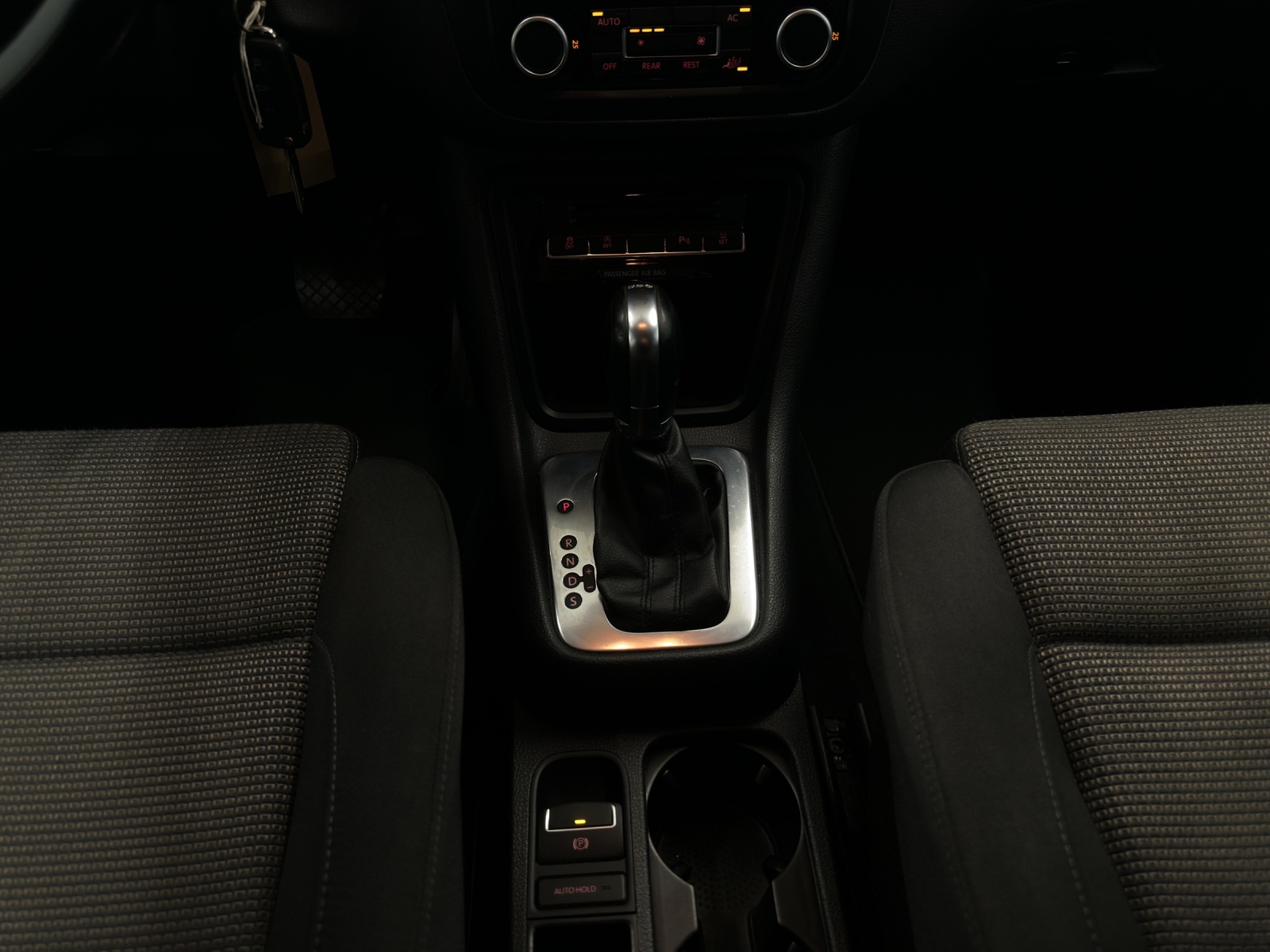 VW Sharan 2.0 TDI BlueMotion Technology Trendline DSG 7-Plätzer-image-10