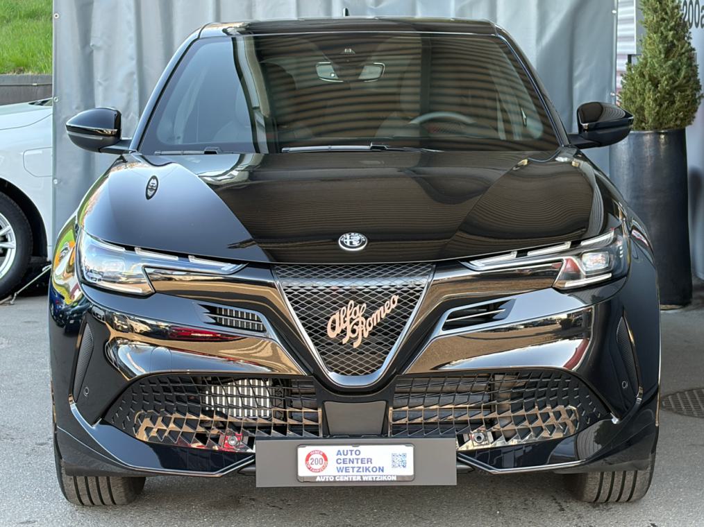 ALFA ROMEO Junior 1.2 48V Hybrid Q4 Pack Tech Sky-image-0
