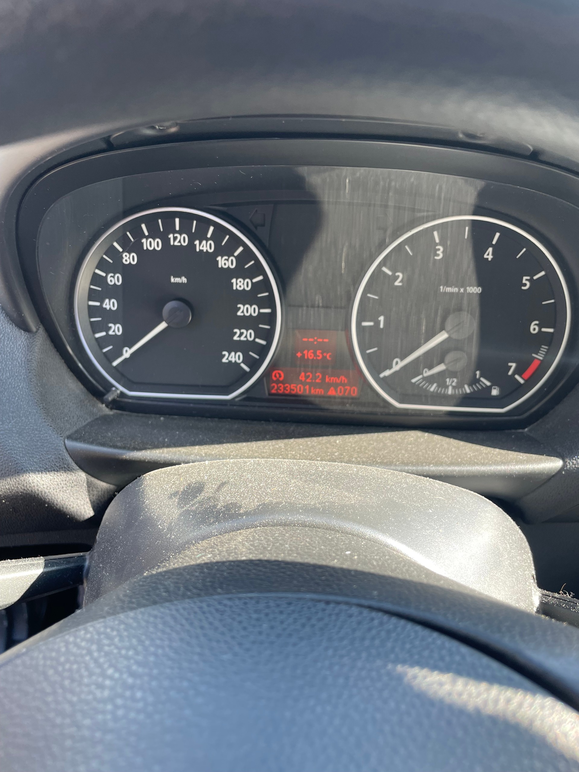 BMW 116i-image-6